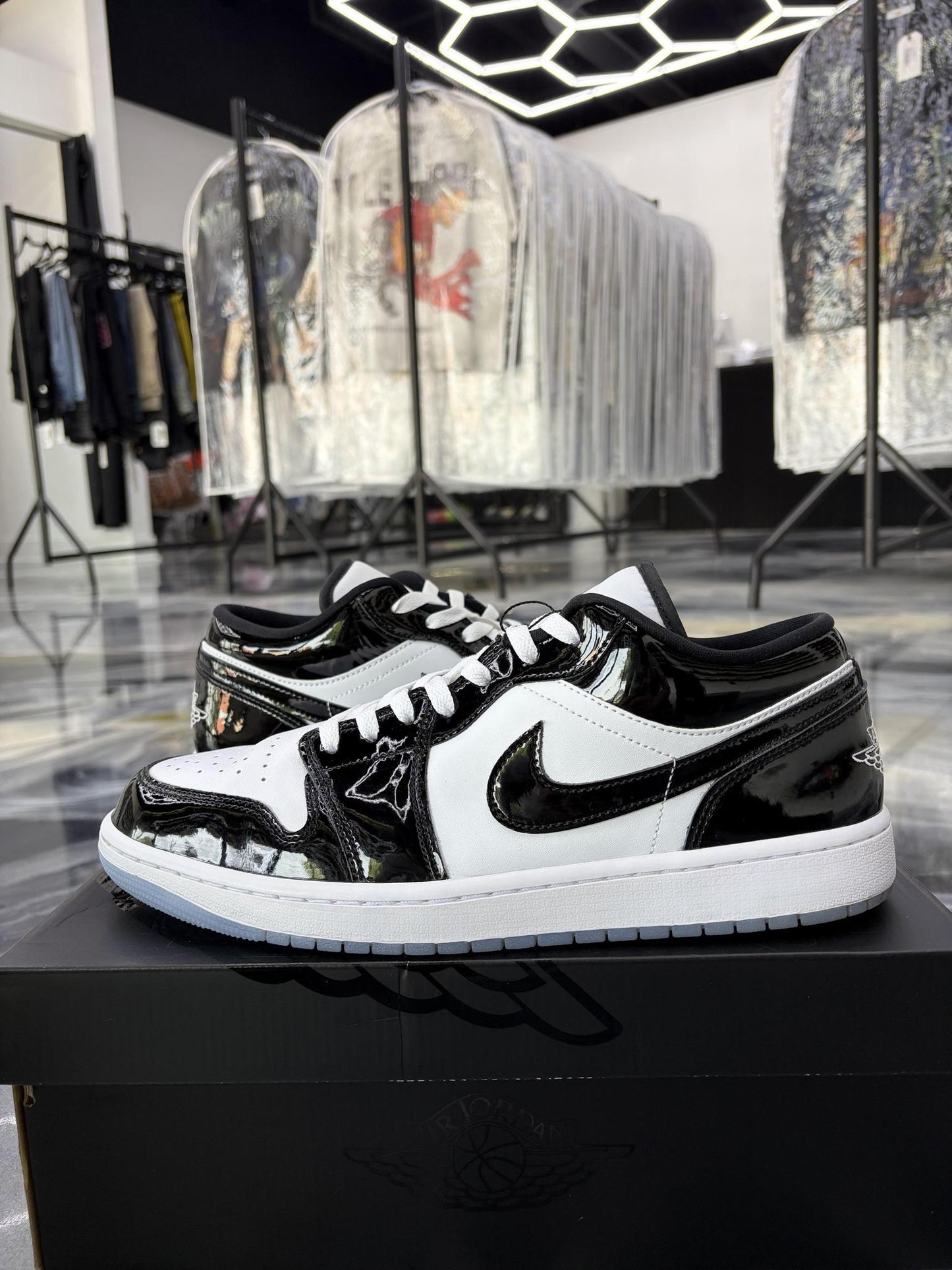 Jordan 1 "Low Concord" Used Size 12