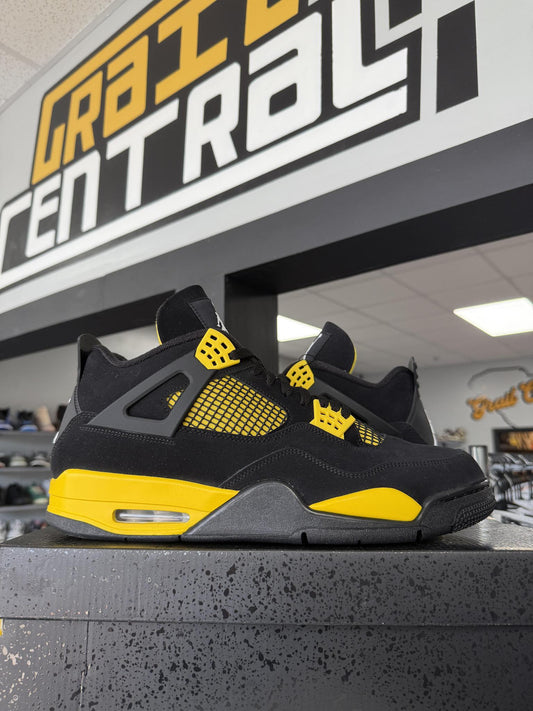 Jordan 4 "Thunder" Used Size 14