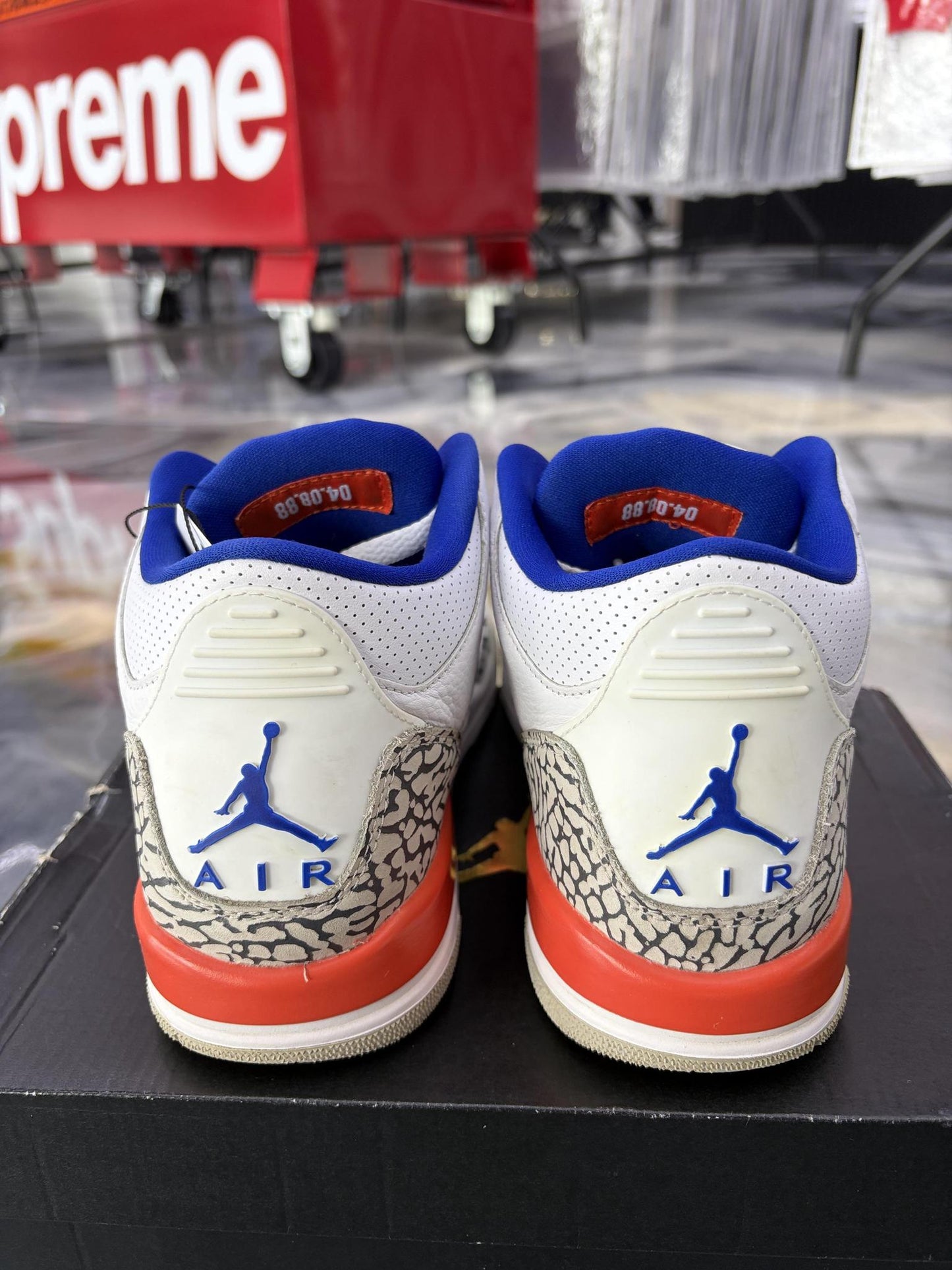 Jordan 3 "Knicks" Used Size 7Y/8.5W