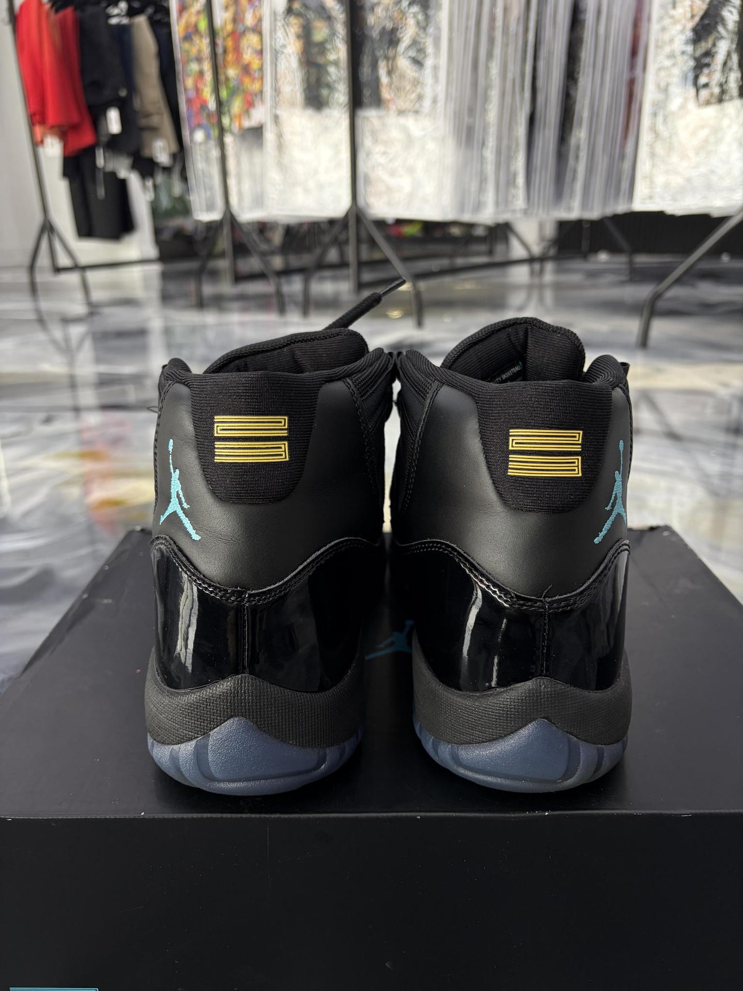Jordan 11 "Gamma" Used Size 11.5