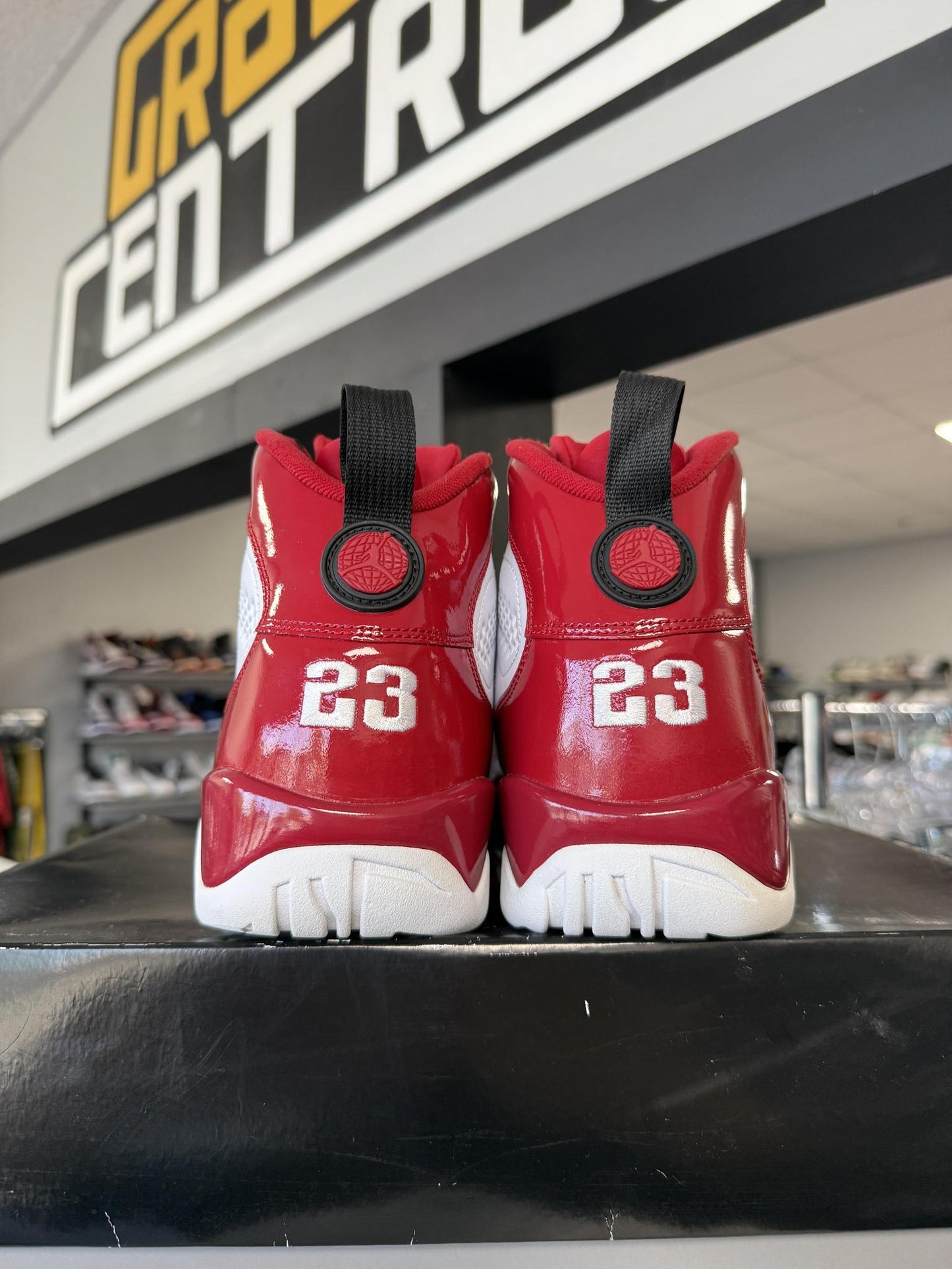 Jordan 9 "Gym Red" Used Size 11