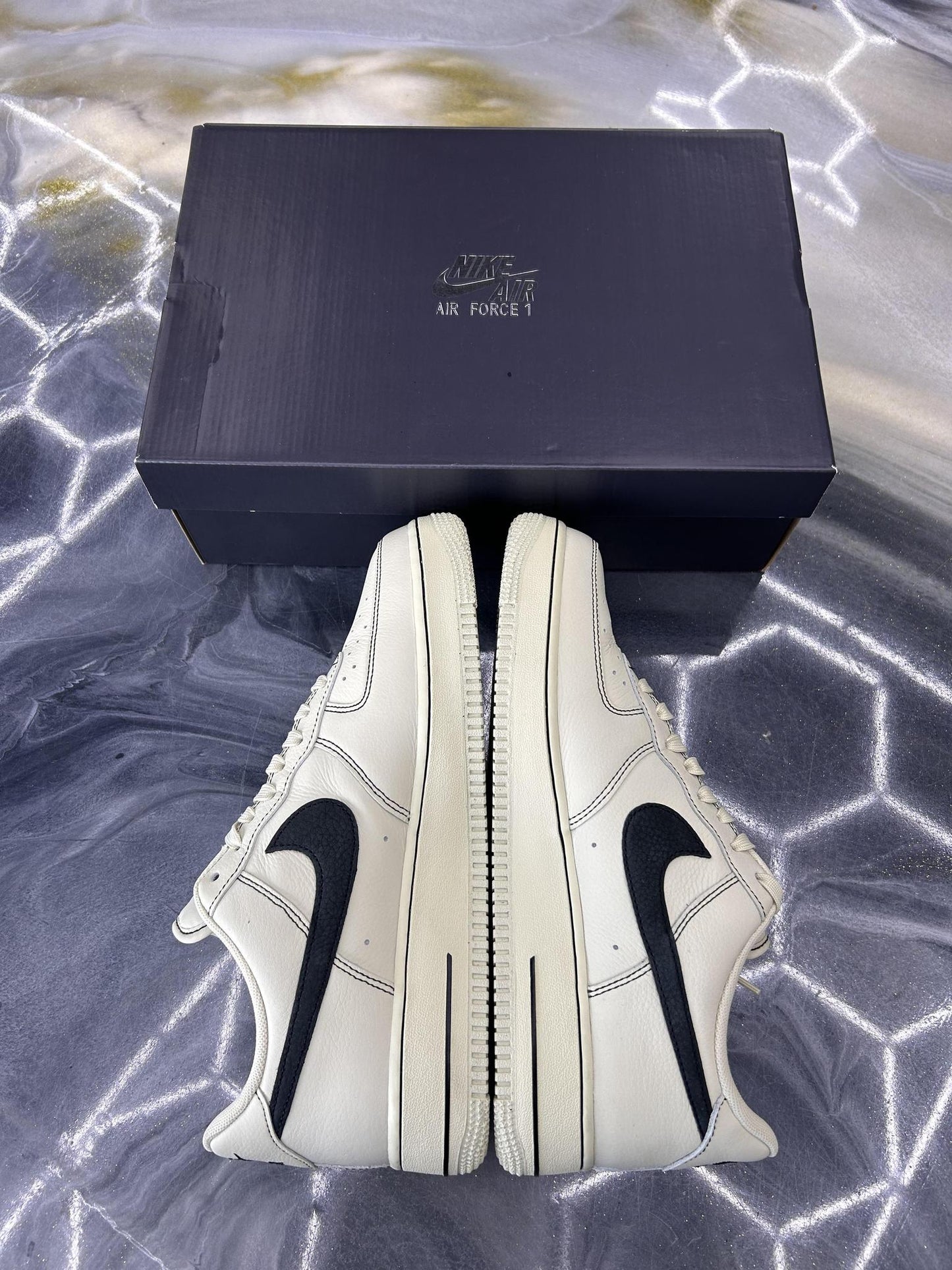 Nike Air Force 1 "Light Khaki Black" Used Size 11