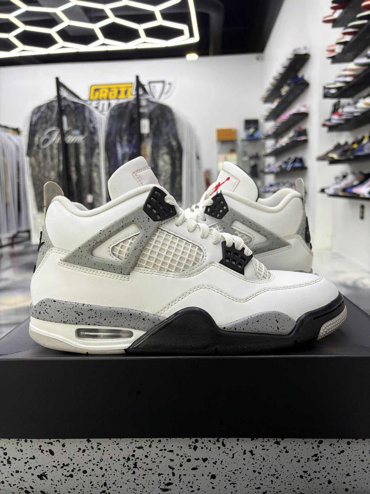 Jordan 4 "White Cement" Used Size 8
