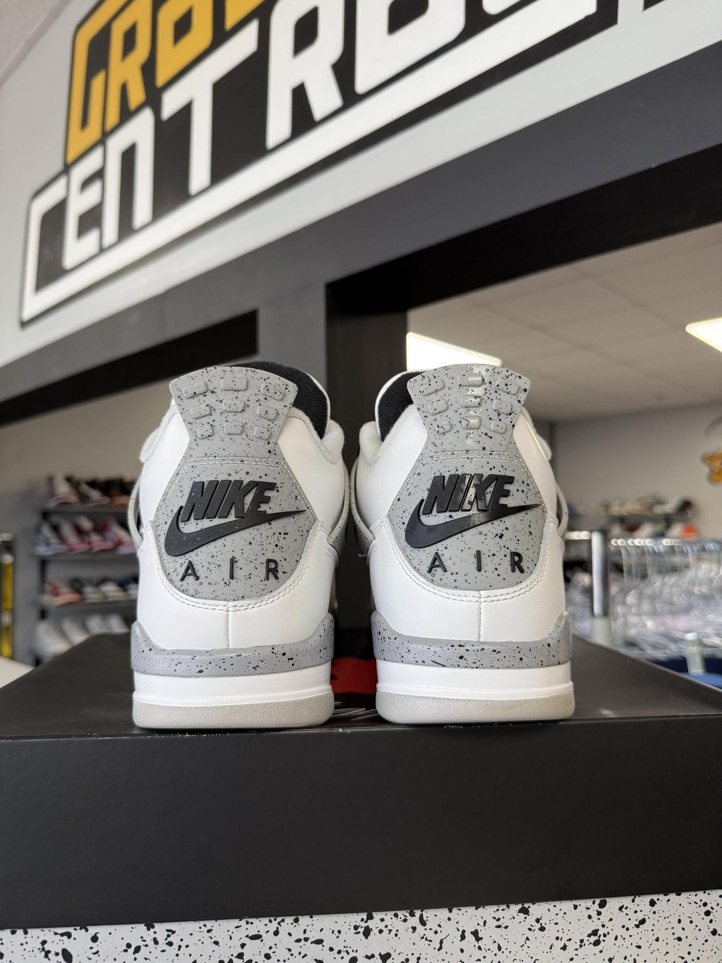 Jordan 4 "White Cement" Used Size 11
