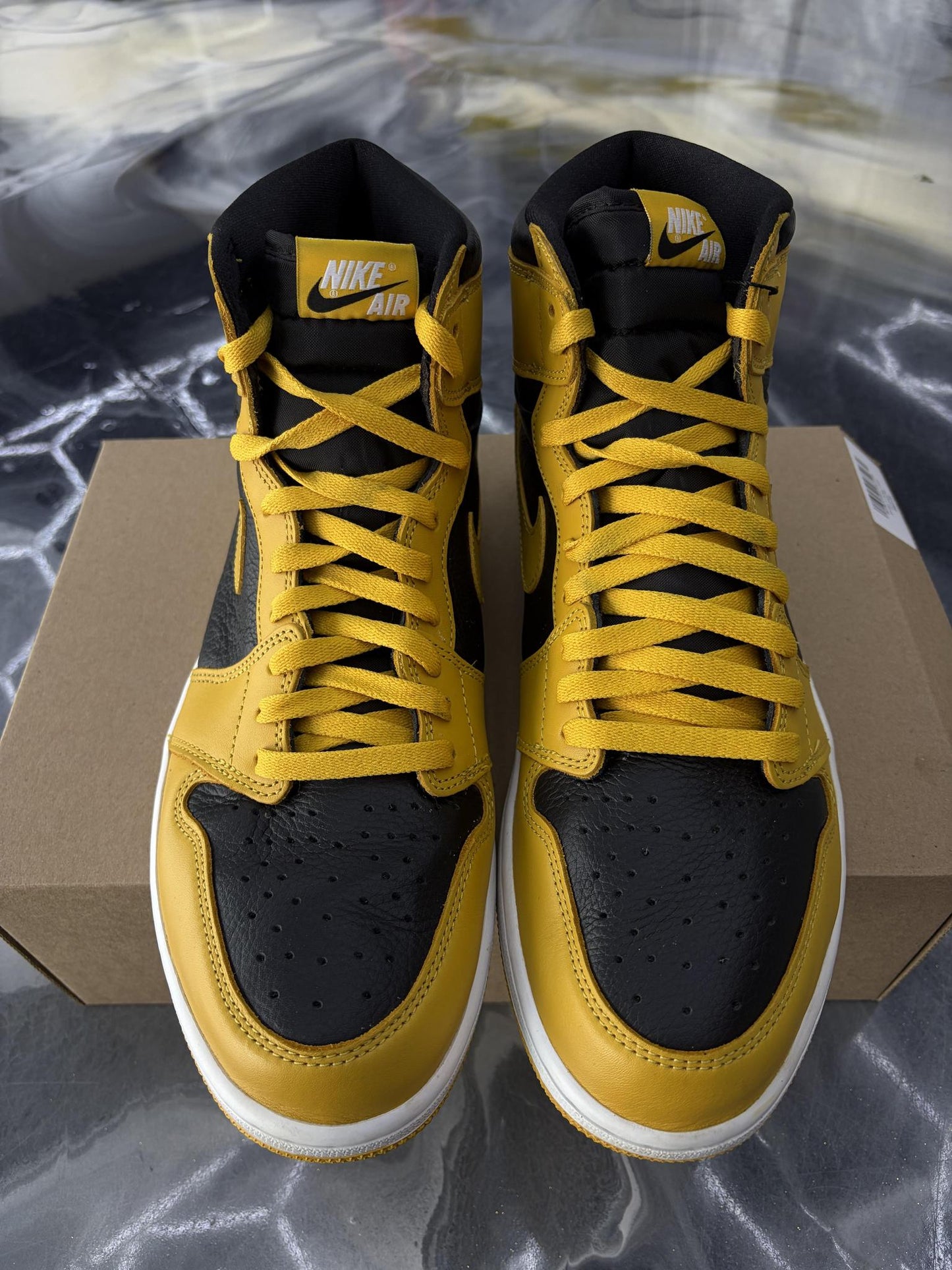Jordan 1 "Pollen" Used Size 12