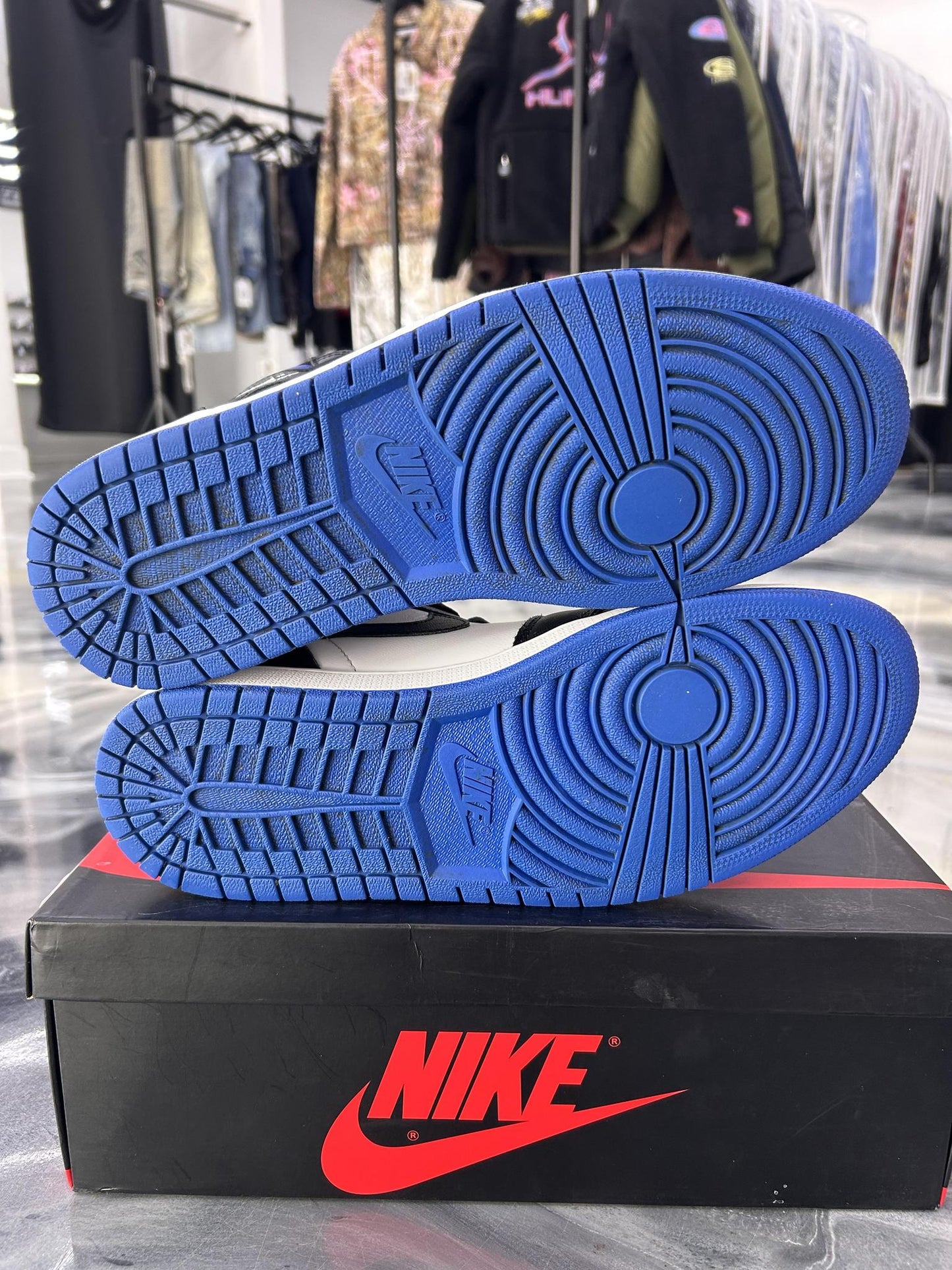 Jordan 1 High "Royal Toe" Used Size 11.5