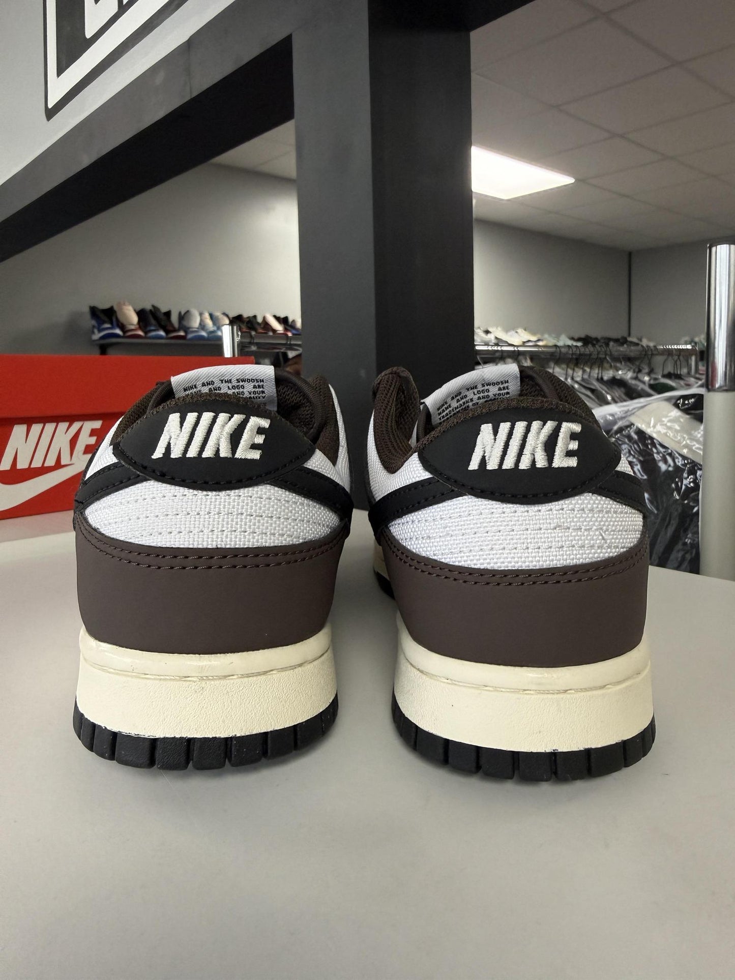 Dunk Low "Baroque Brown" Used Size 7.5