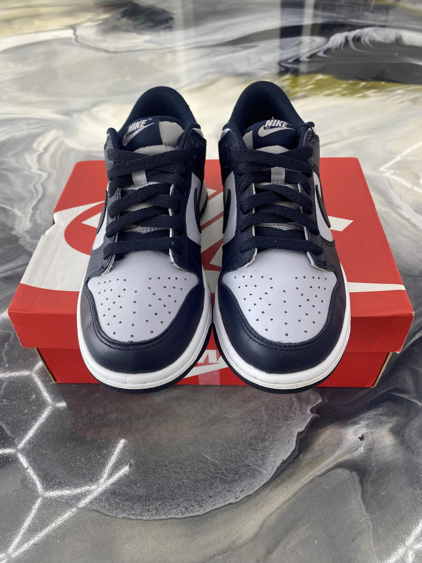 Nike Dunk Low "Georgetown" Used Size 6Y/7.5W