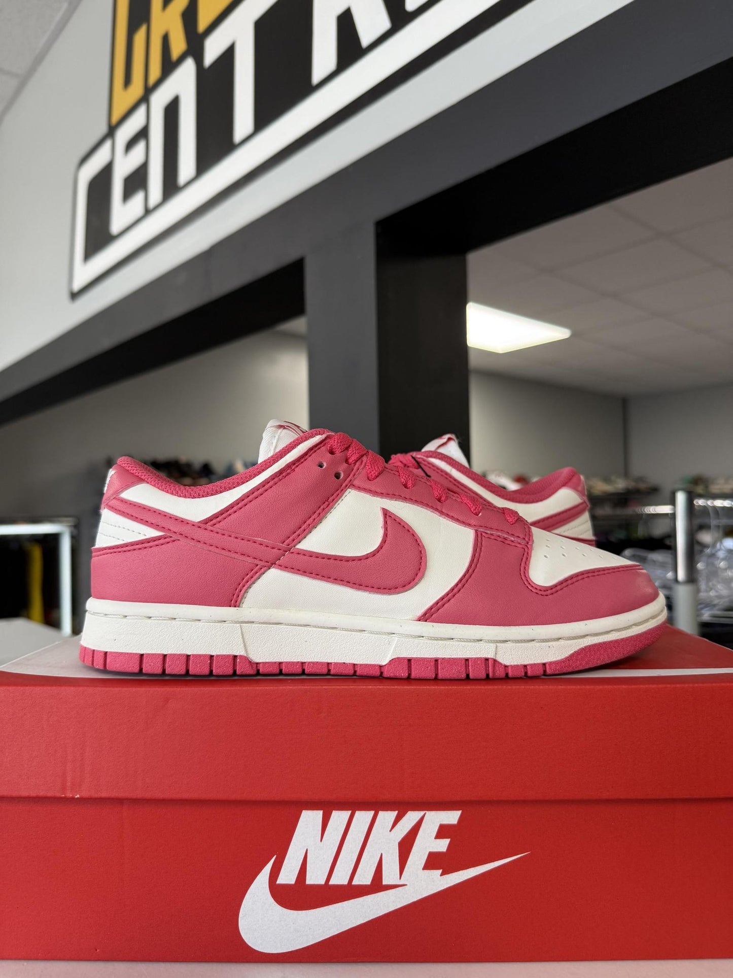 Nike Dunk Low "Aster Pink" UsedSize 6.5Y/8W