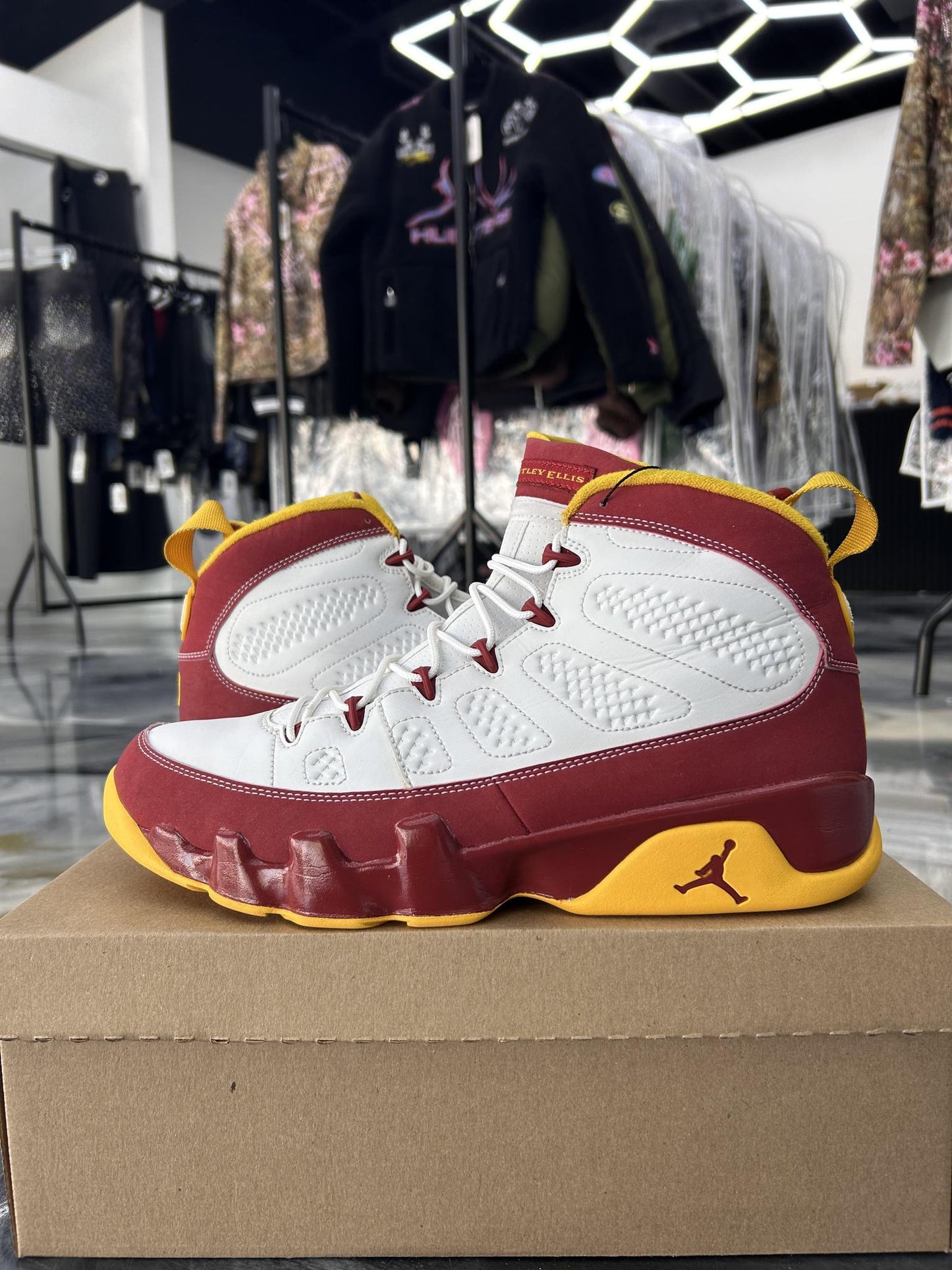 Jordan 9 "Crawfish Bentley Ellis" Used Size 12