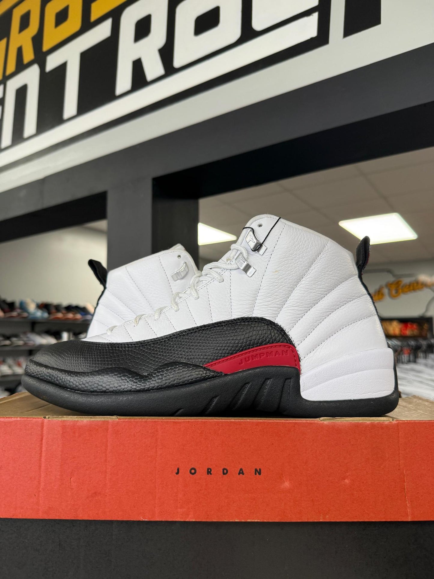 Jordan 12 "Red Taxi" Used Size 10.5