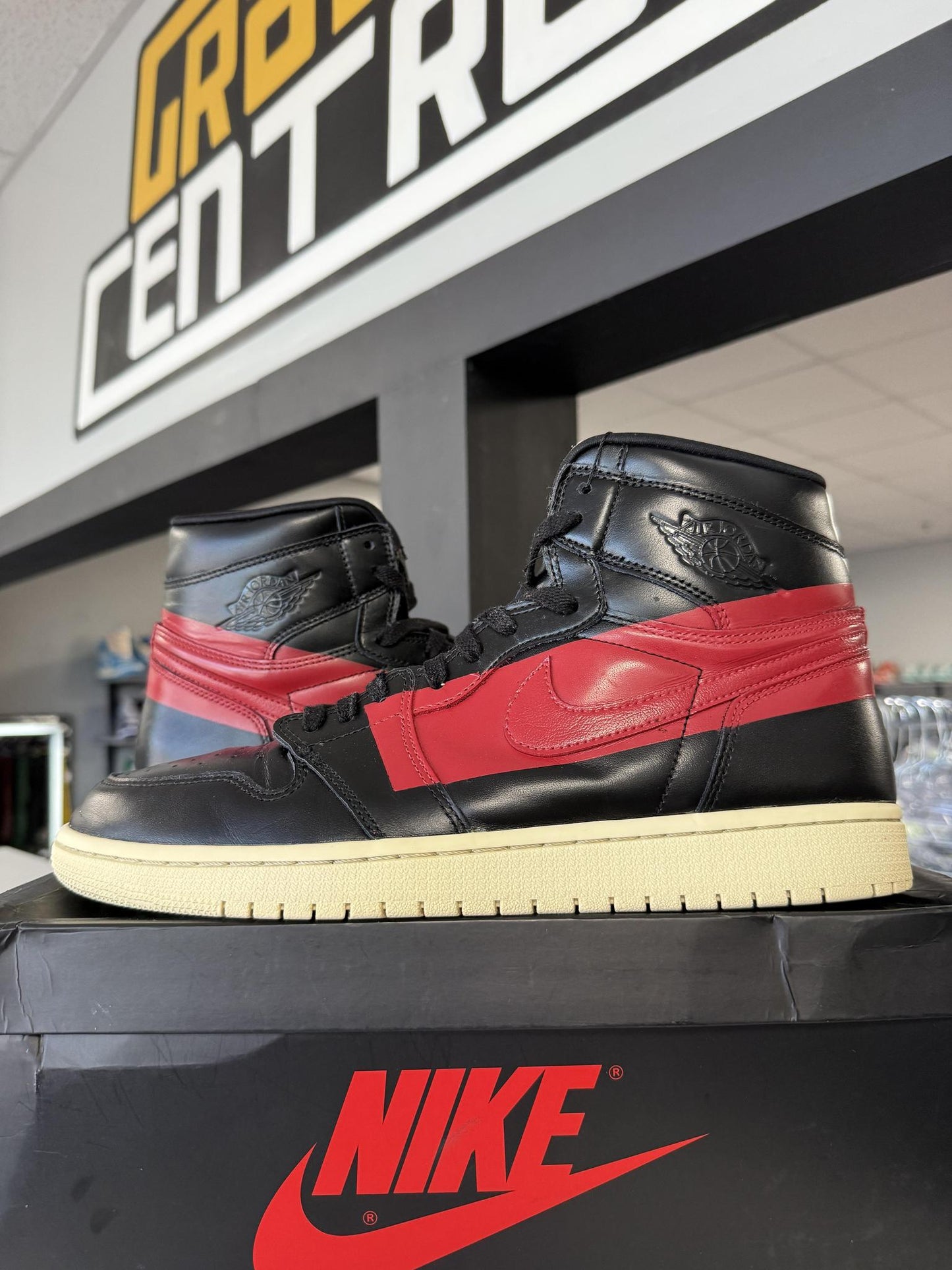 Jordan 1 "Couture" Used Size 12