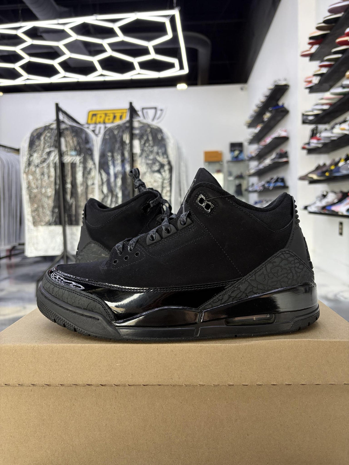 Jordan 3 "Black Cat" Used Size 9.5