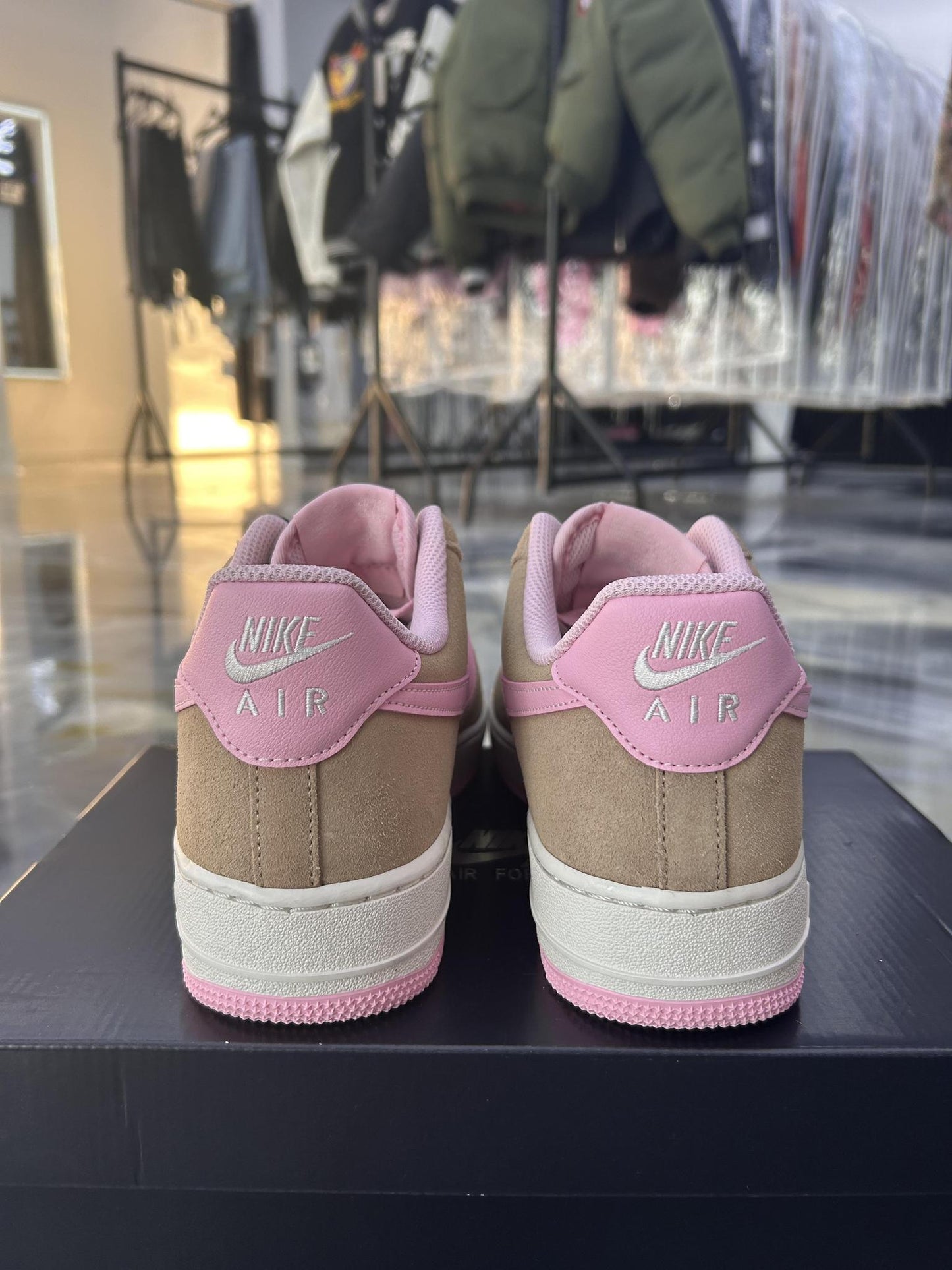 Nike Air Force 1 Low "Rattan Phantom Soft Pink" Used Size 9
