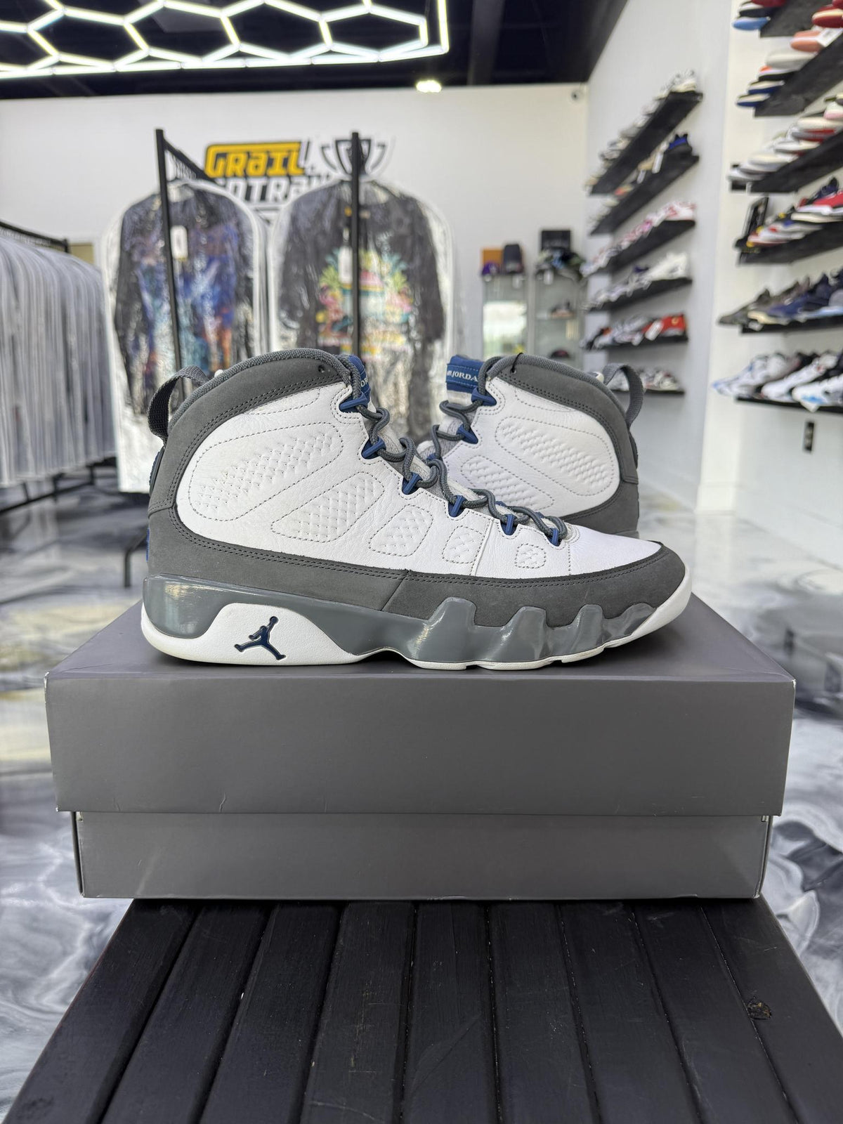 Jordan 9 "Flint Grey" Used Size 10