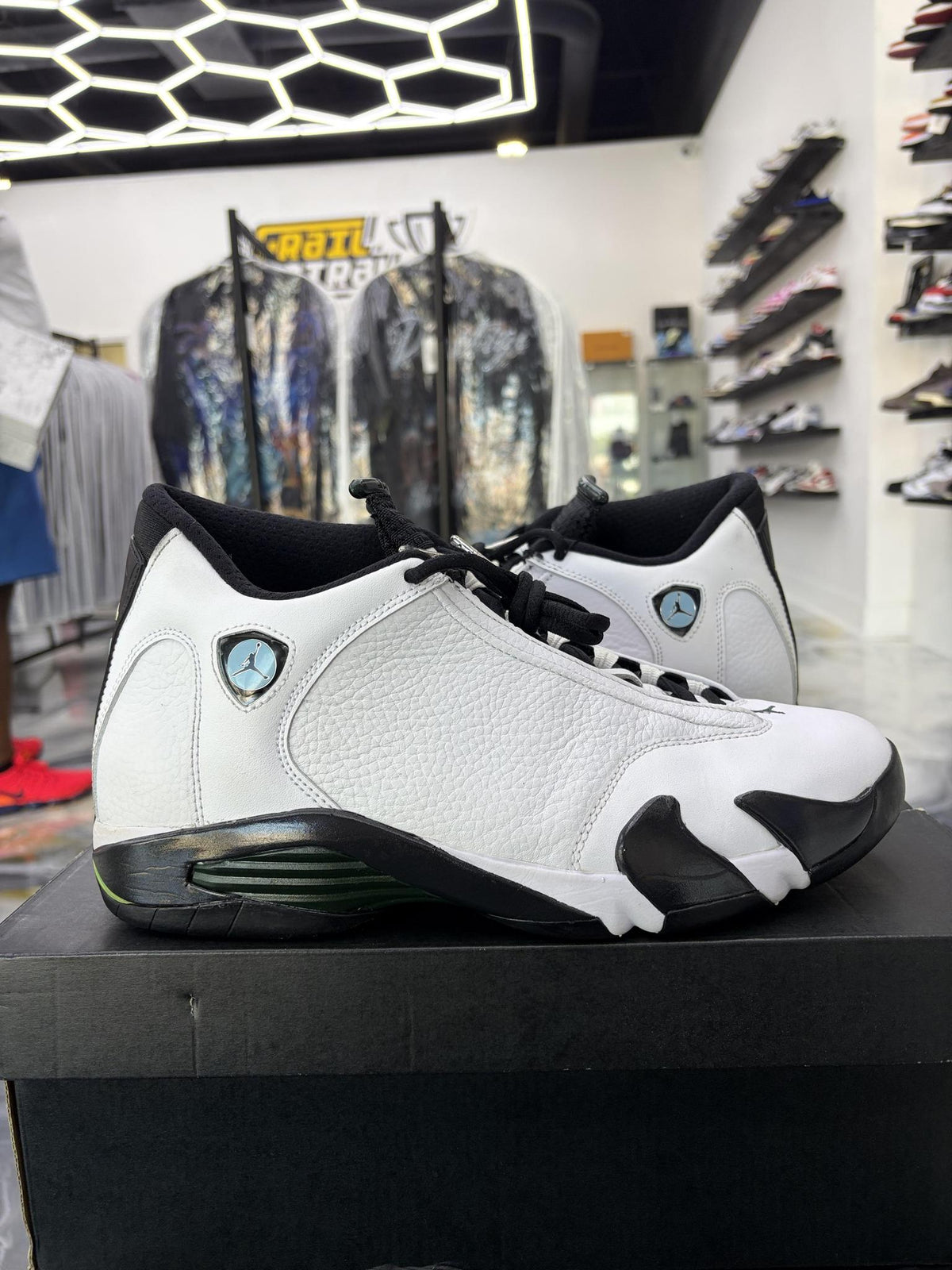 Jordan 14 "Oxidized Green" Used Size 10.5