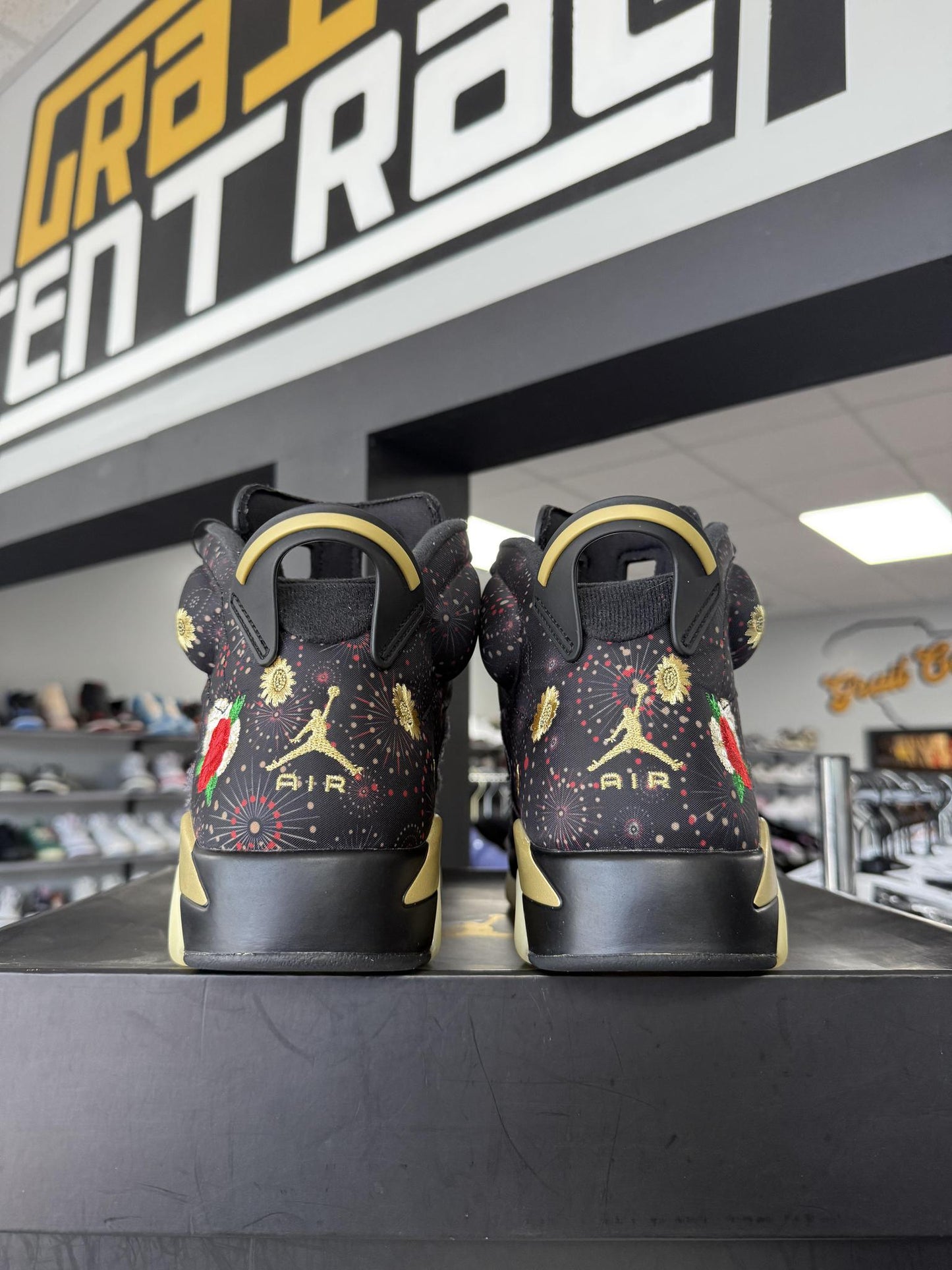 Jordan 6 "Chinese New Year" Used Size 12