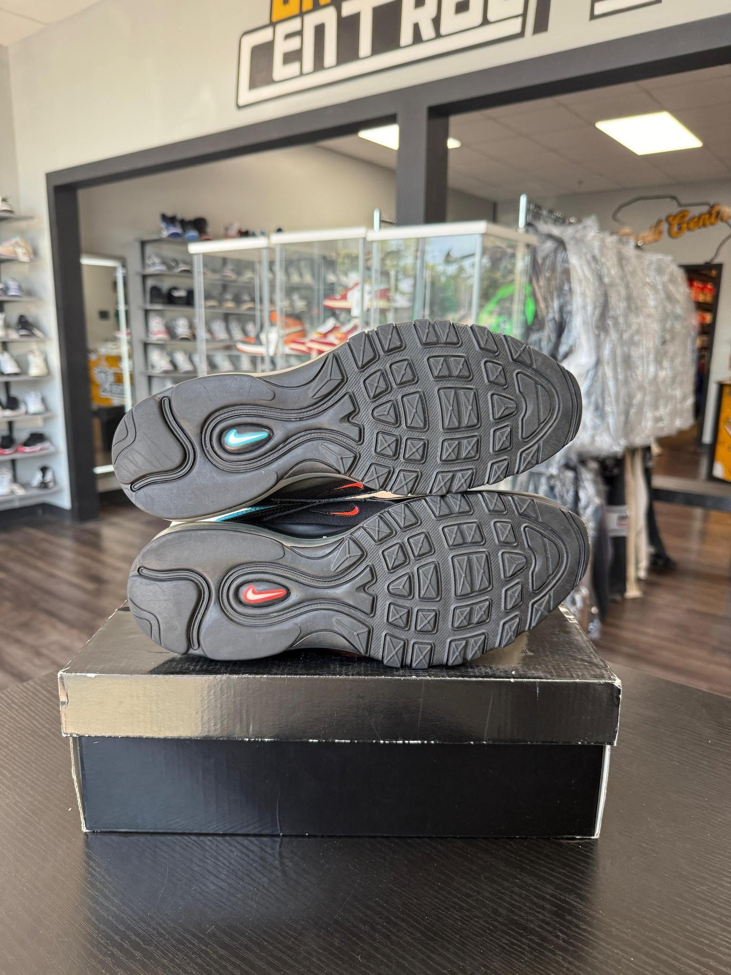 Nike Air Max 97 "Seoul" Used Size 10