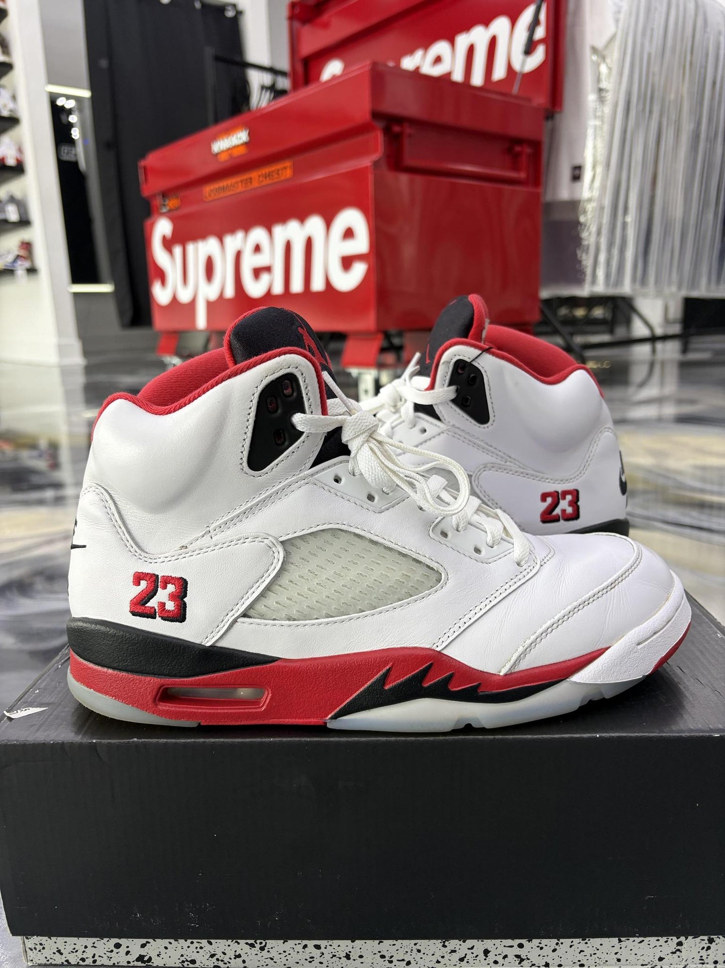 Jordan 5 "Fire Red" Used Size 10