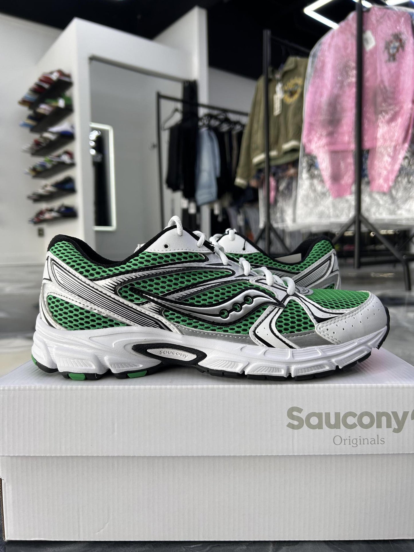 Saucony Ride Millennium "White Fern" Used Size 9.5