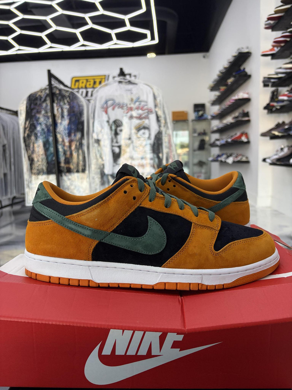 Nike Dunk Low "Ceramic" Used Size 13
