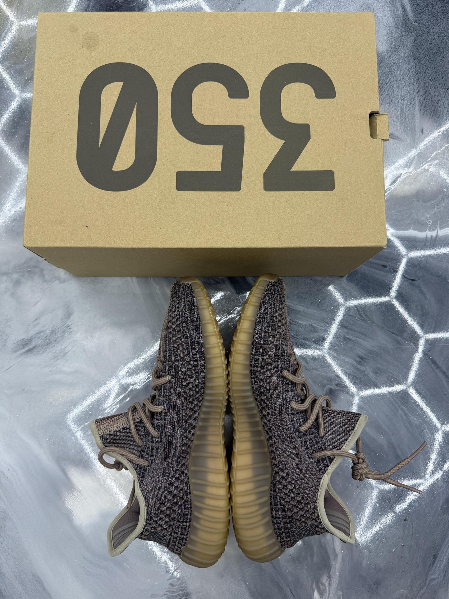 Adidas Yeezy 350 "Fade" Used Size 9