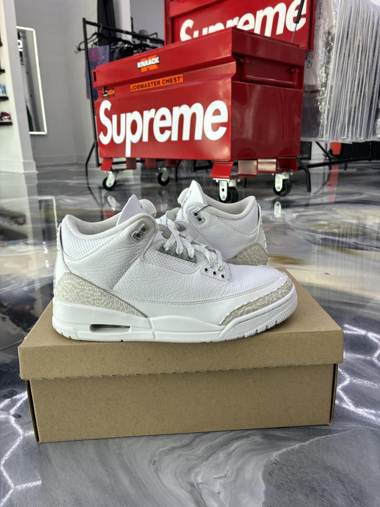 Jordan 3 "Pure Money" Used Size 8.5