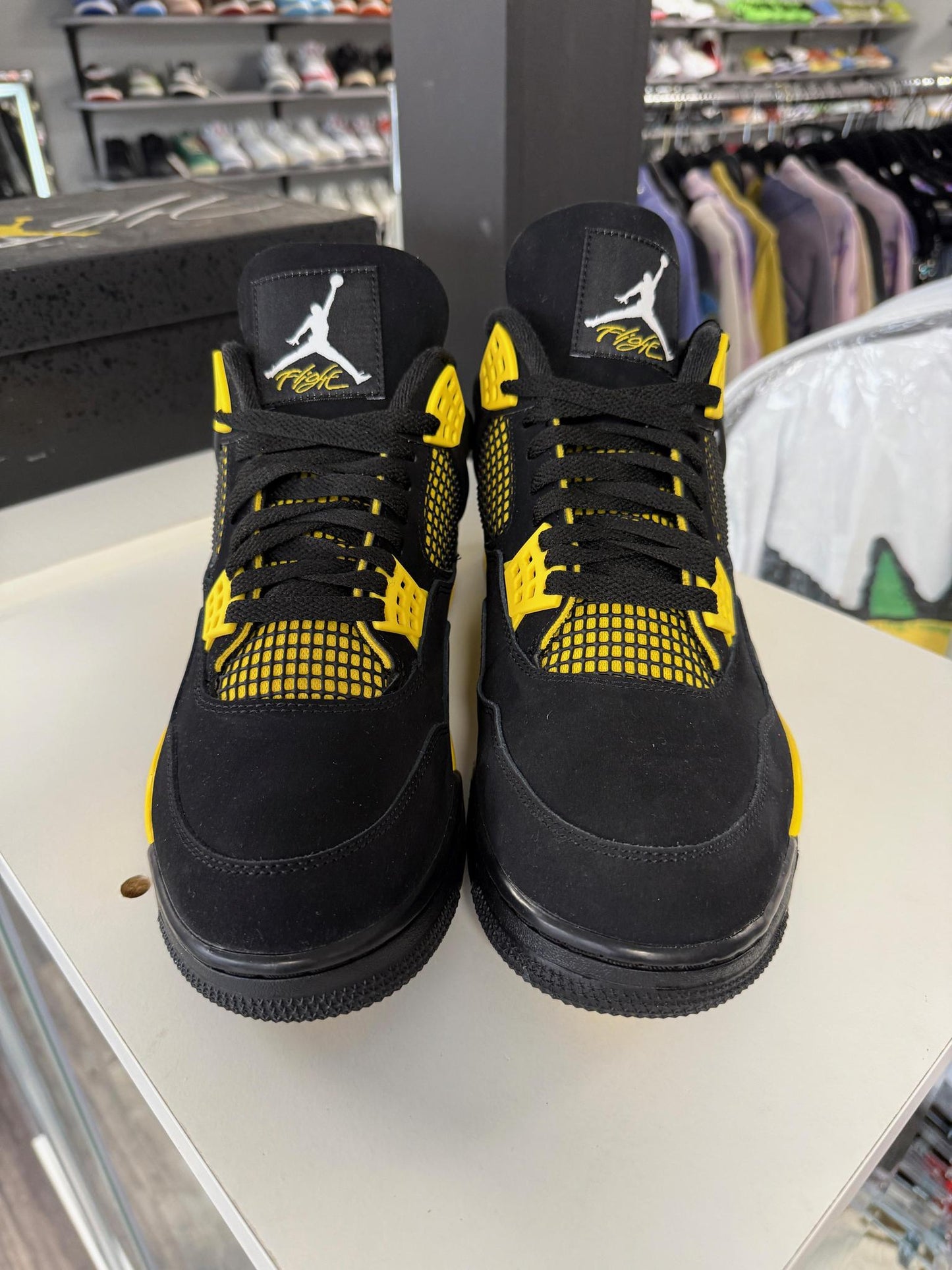 Jordan 4 "Thunder" Used Size 11