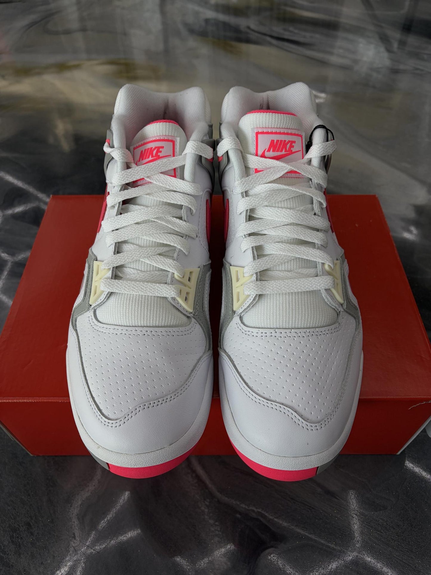 Nike Air Tech Challenge "Racer Pink" Used Size 9.5