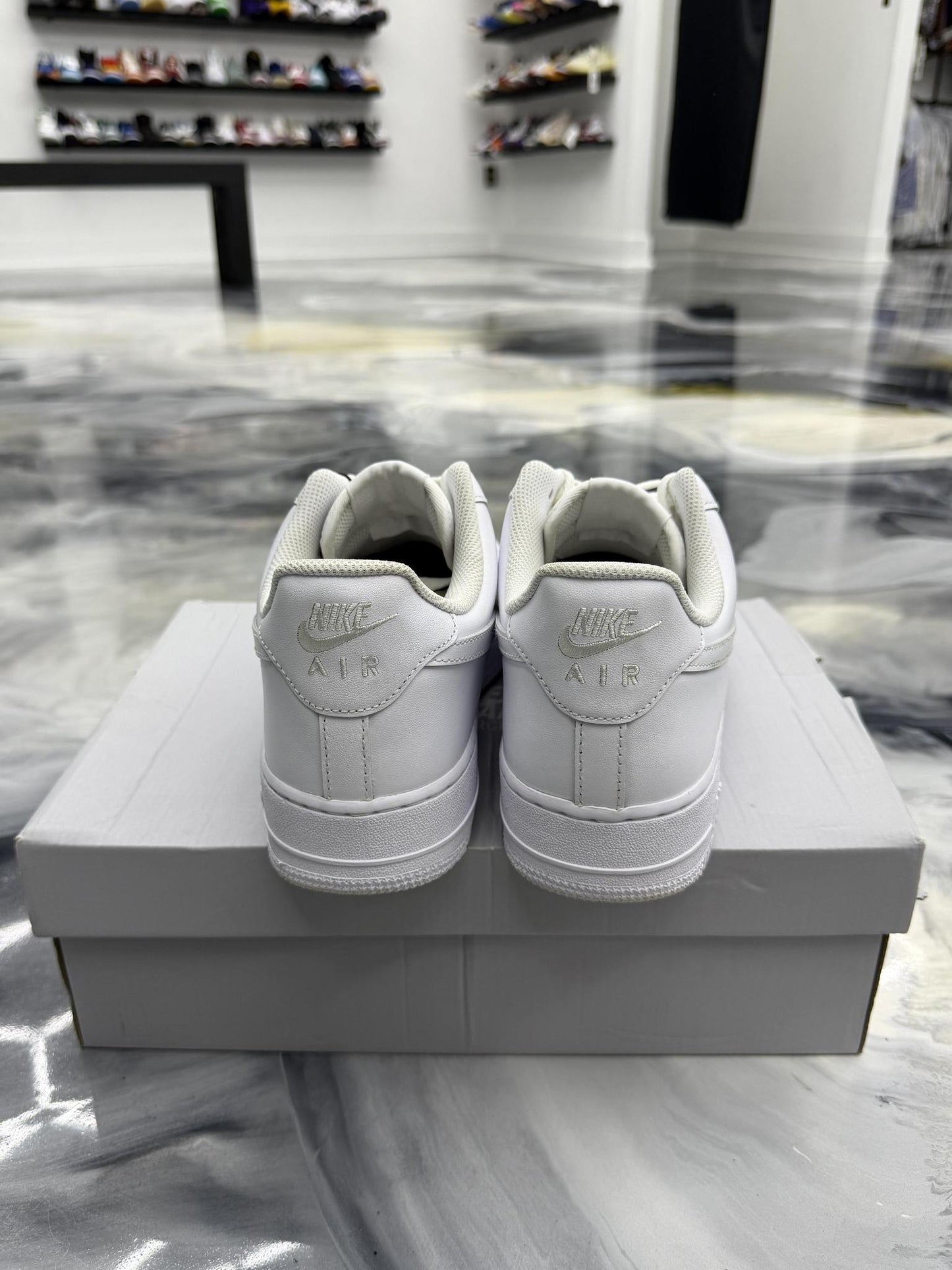 Nike Air Force 1 White Used Size 10