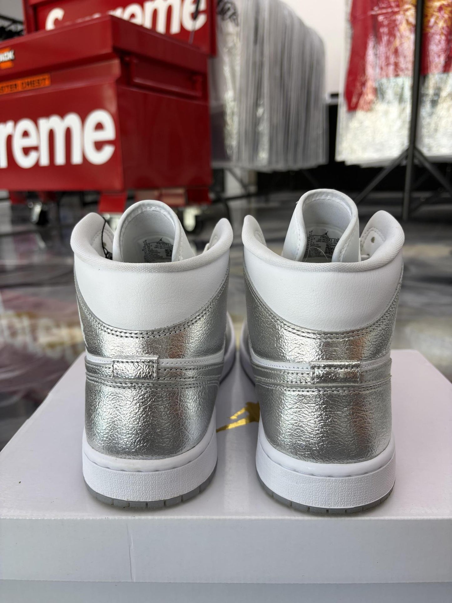Jordan 1 Mid "Reflective Silver" Used Size 12W/10.5M