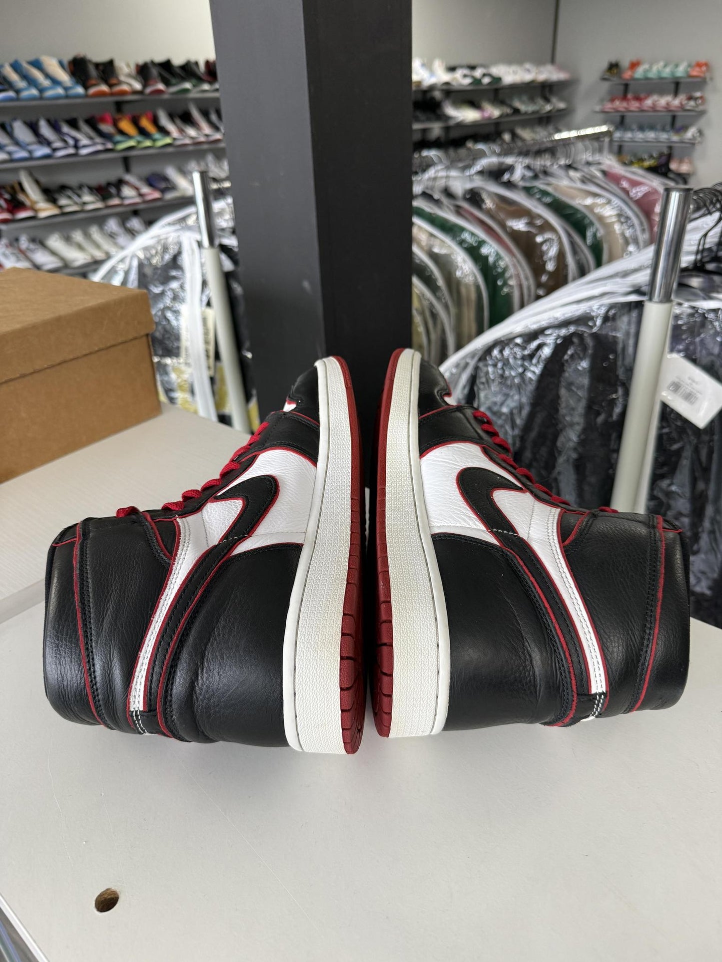 Jordan 1 "Bloodline" Used Size 13