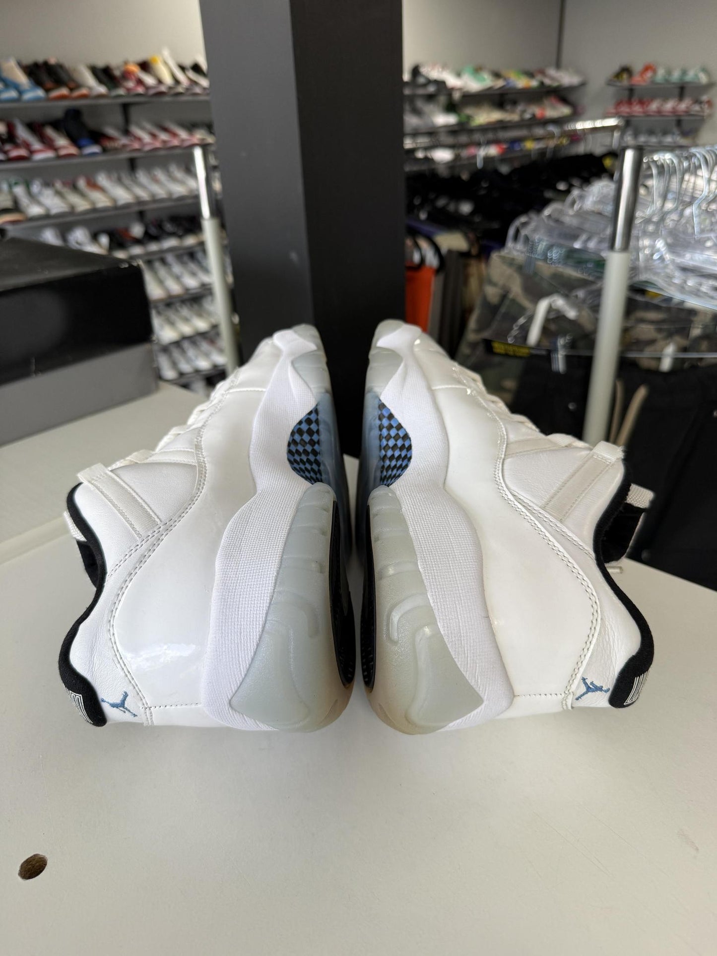 Jordan 11 Low "Legend Blue" Used Size 12