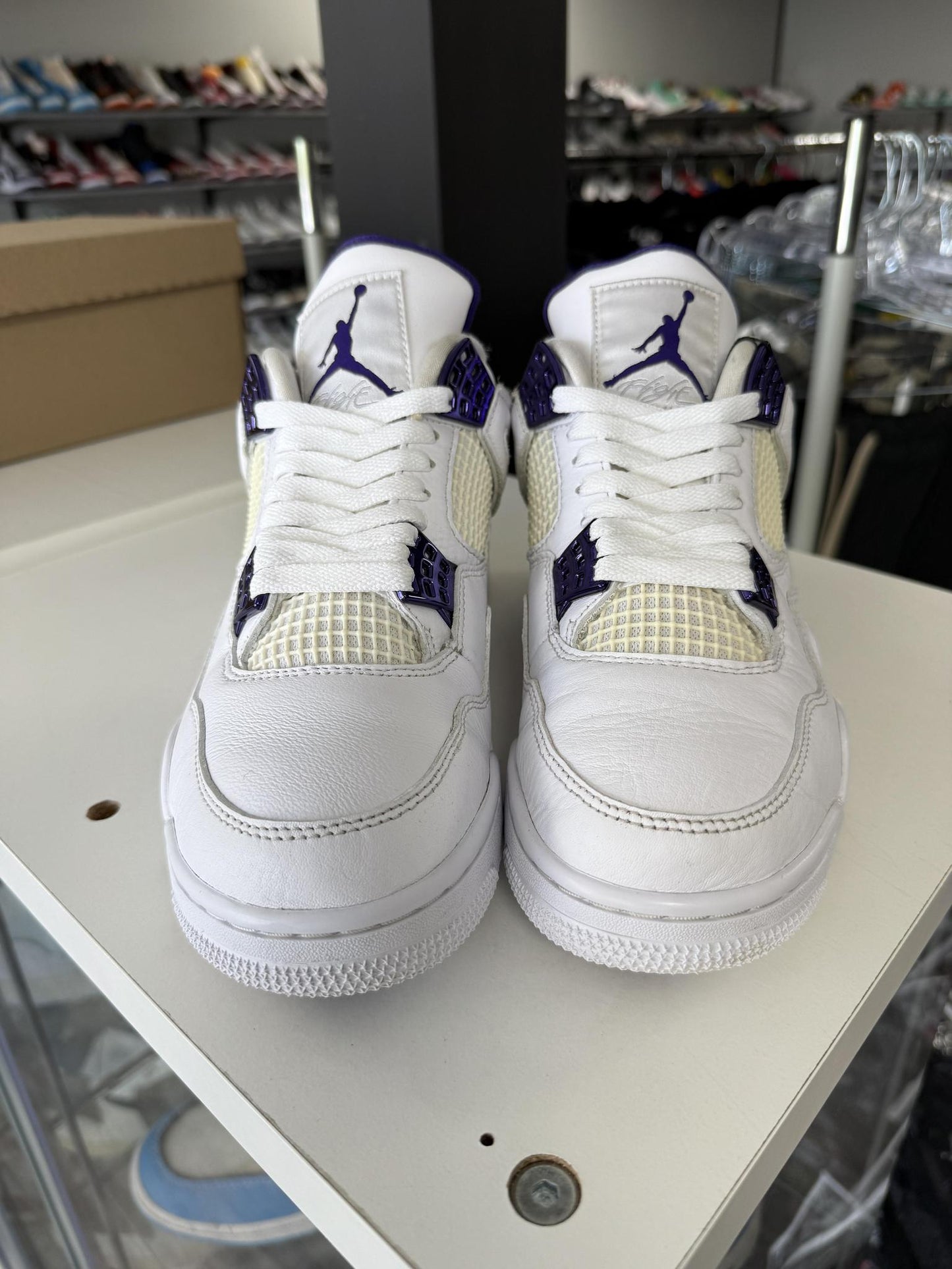 Jordan 4 "Purple Metallic" Used Size 8