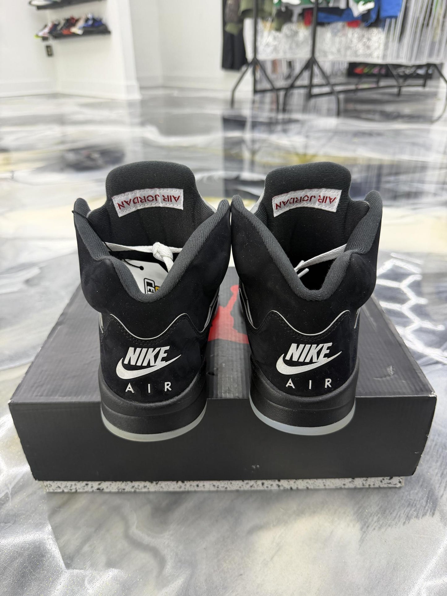 Jordan 5 Metallic Used Size 9