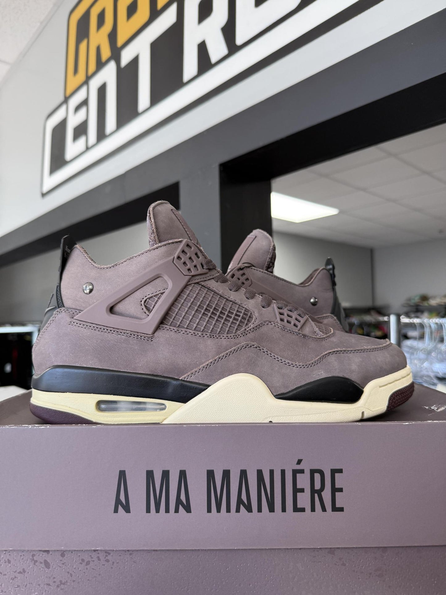 Jordan 4 "A Ma Maniere" Used Size 12