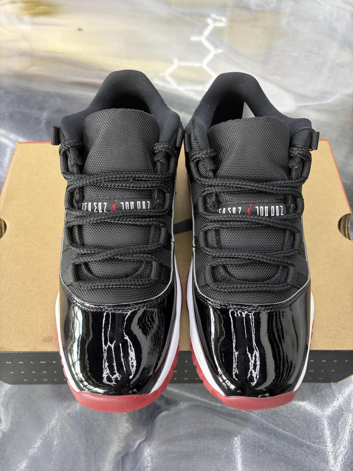 Jordan 11 Low "Bred" Used Size 7Y/8.5W