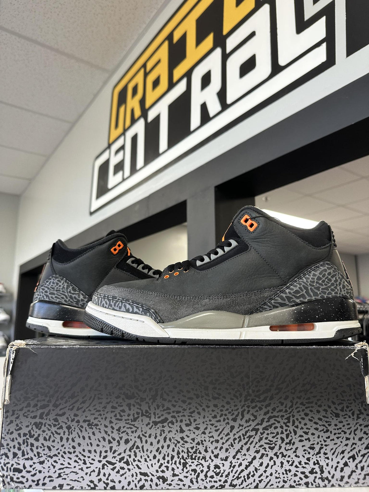 Jordan 3 "Fear" Size 11 Used