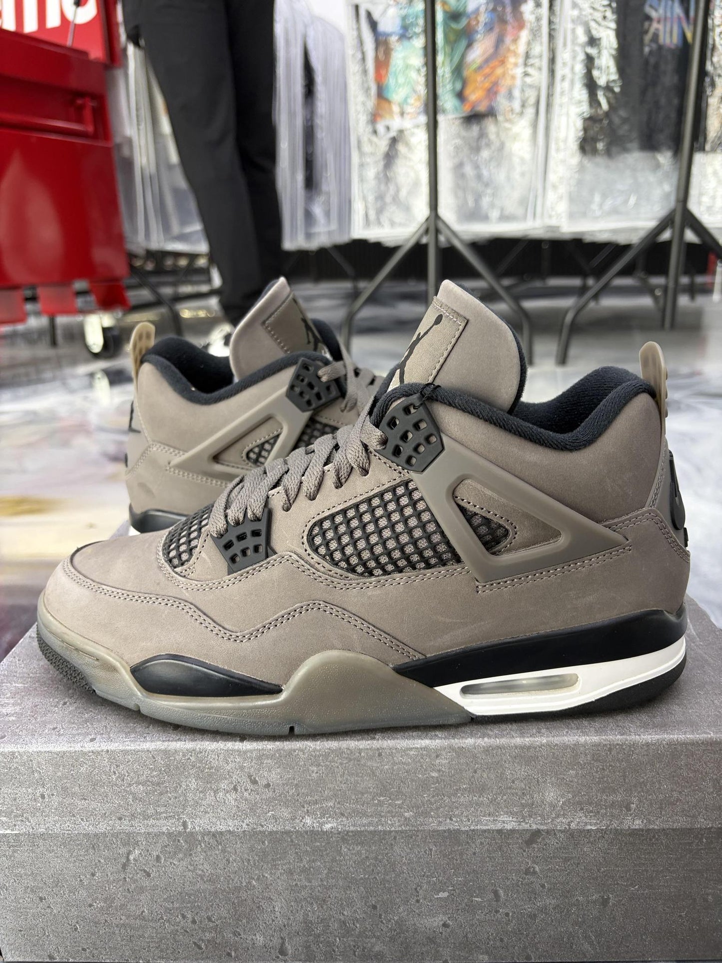 Jordan 4 "Cave Stone" Used Size 10.5
