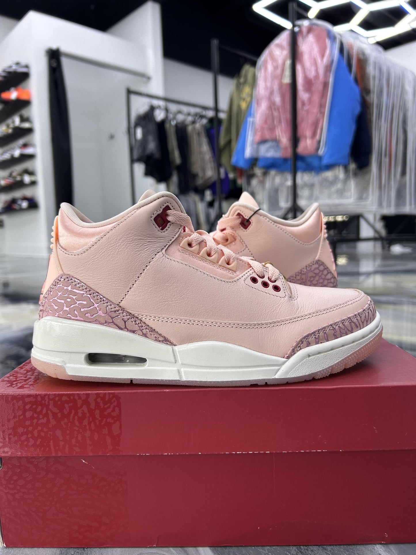 Jordan 3 "Valentines Day" Used Size 5Y/6.5W
