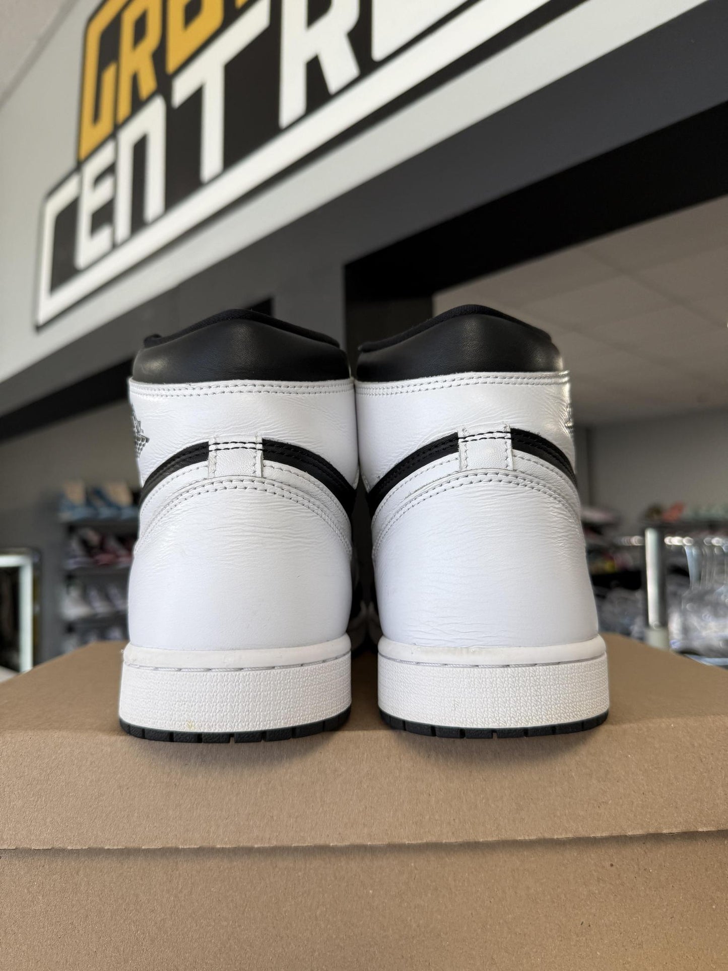 Jordan 1 "Black White" Used Size 11