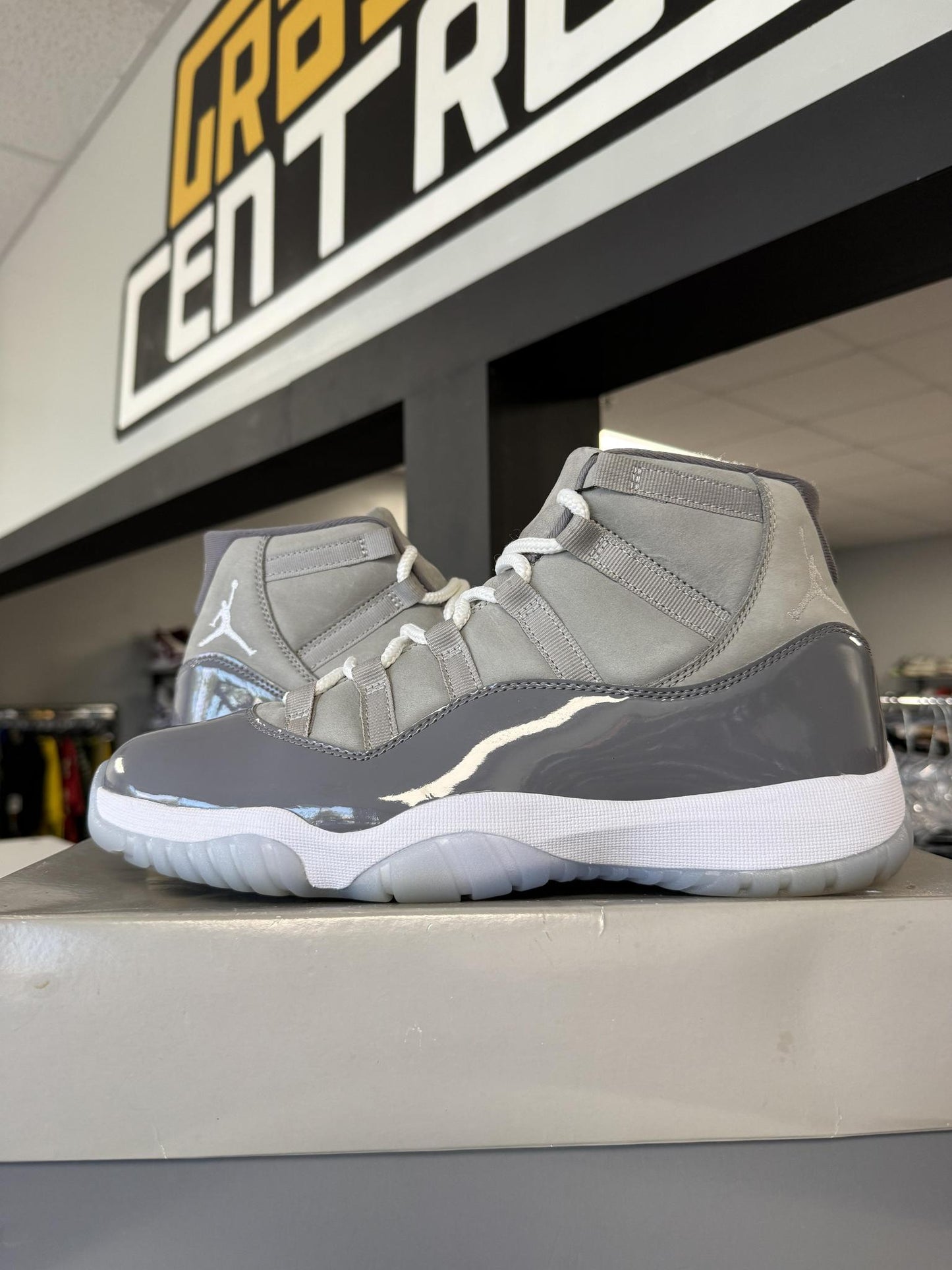 Jordan 11 "Cool Grey" Used Size 11