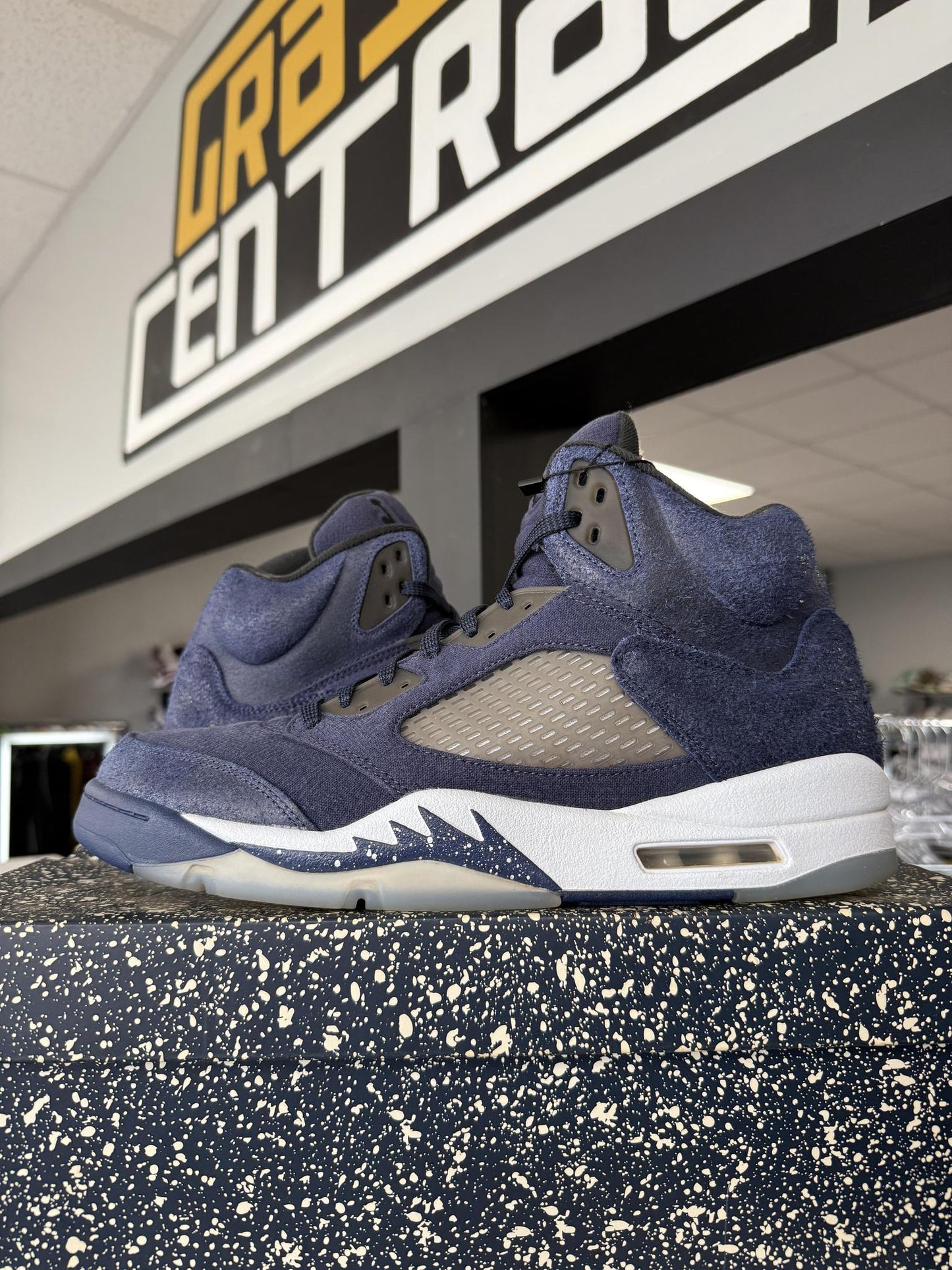 Jordan 5 "Midnight Navy" Used Size 12