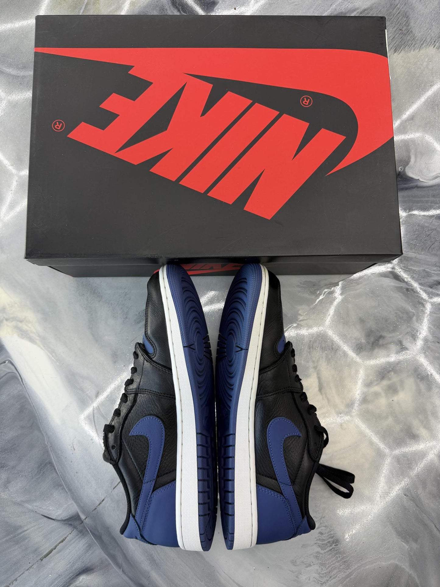 Jordan 1 Low "Valerian Blue" Used Size 11