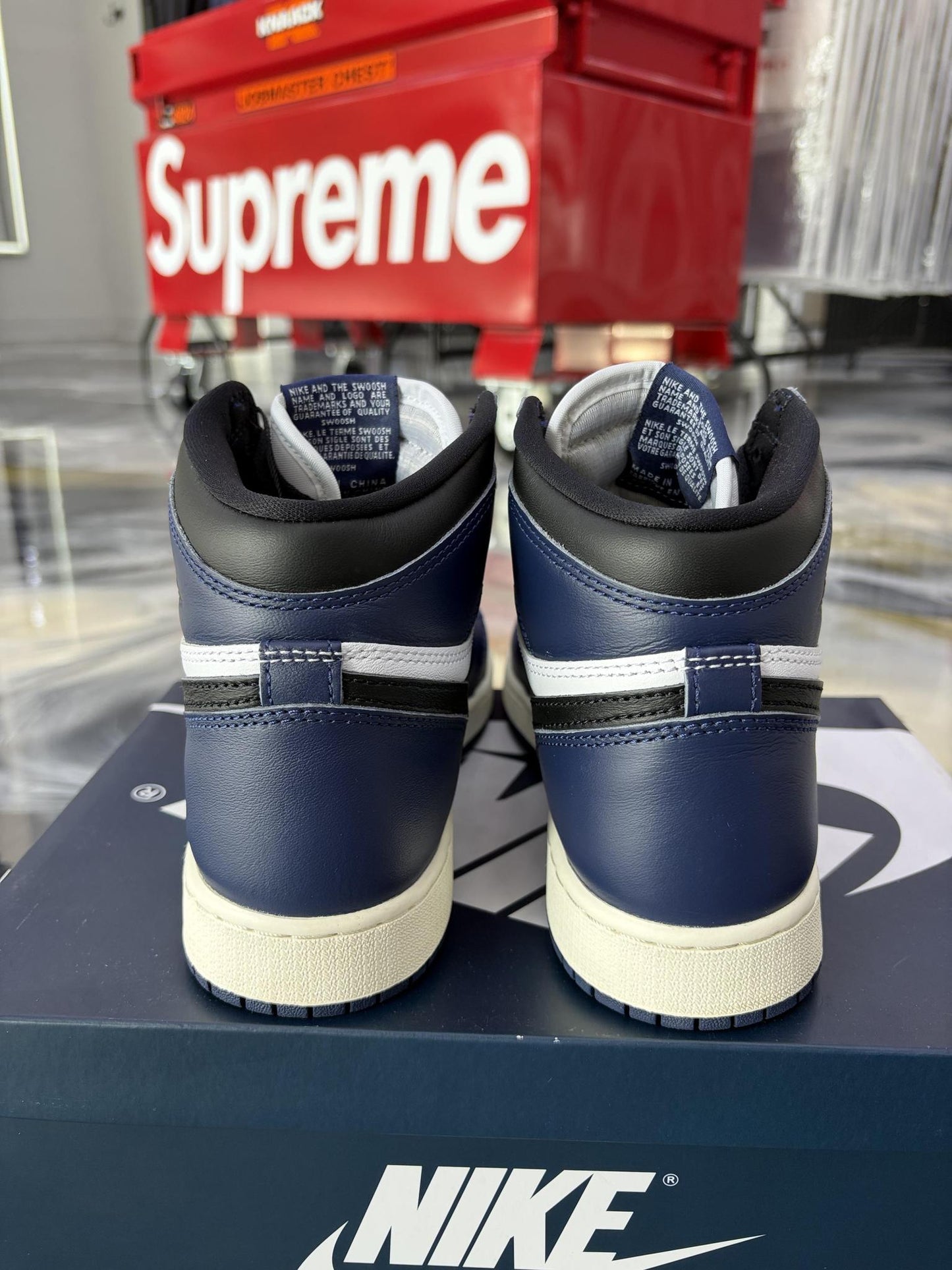 Jordan 1 High "Midnight Navy" Used Size 7Y/8.5W