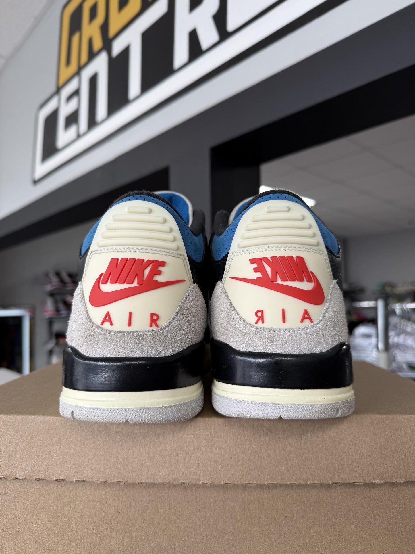 Jordan 3 "Rare Air" Used Size 11.5