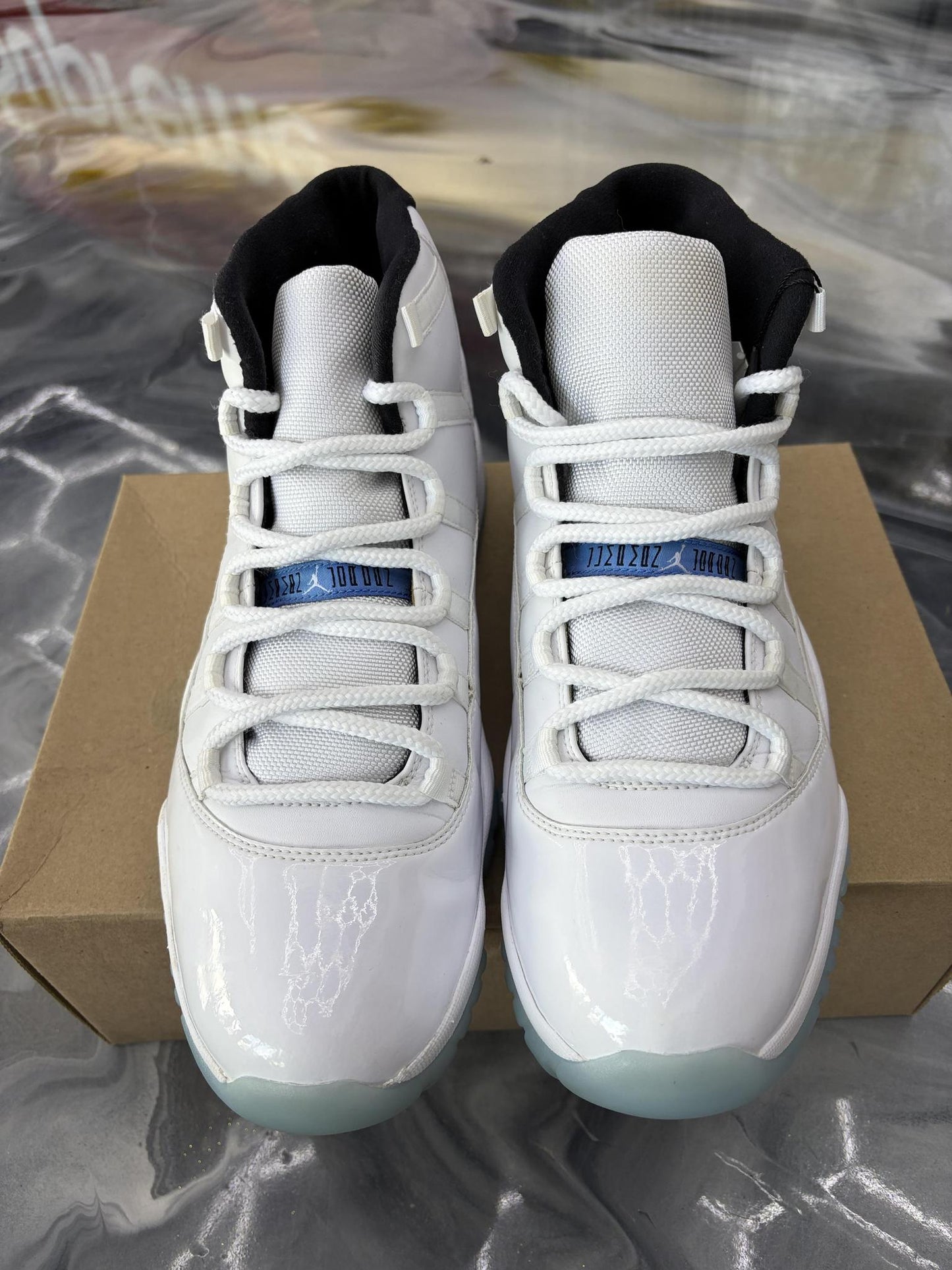 Jordan 11 "Legend Blue" Used Size 12