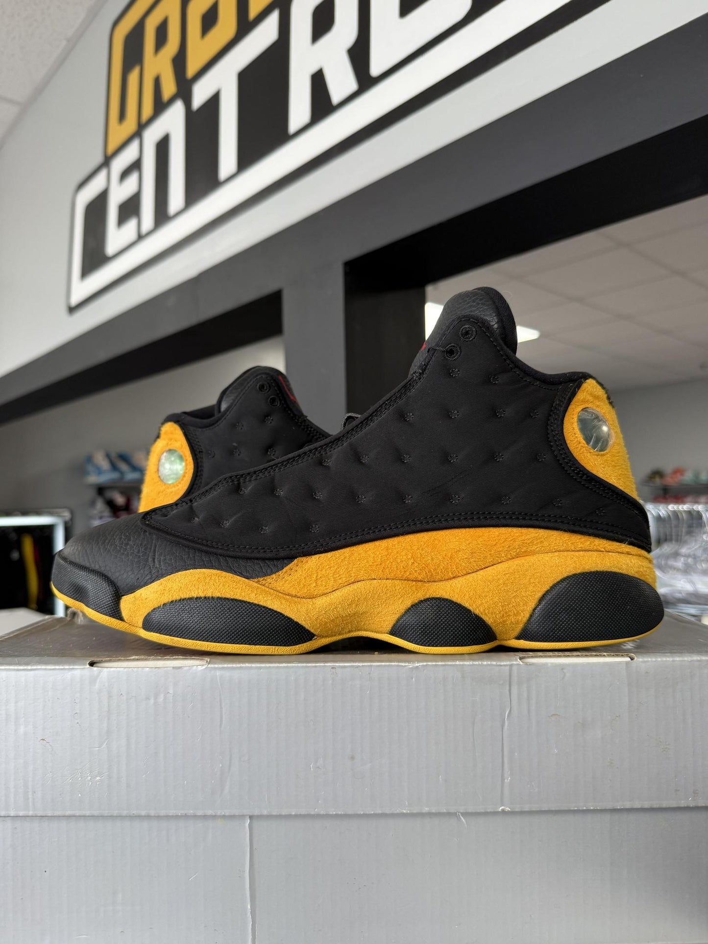Jordan 13 "Carmelo Anthony" Used Size 12