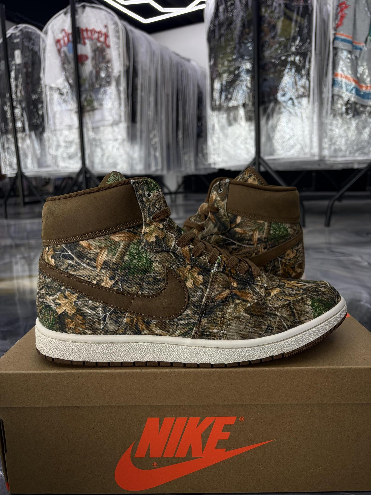 Jordan 1 Air Ship "Realtree" Used Size 10