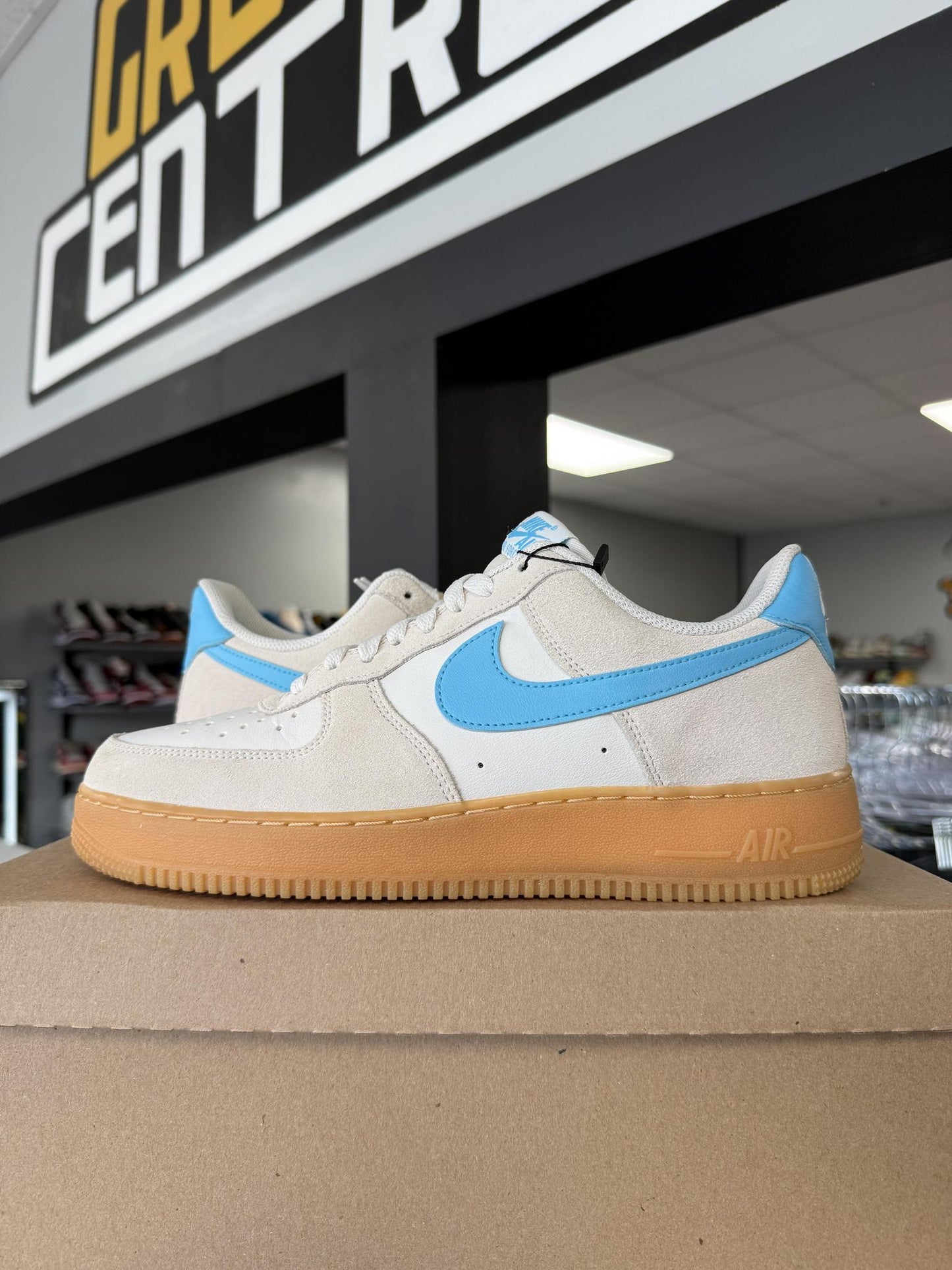 Nike Air Force One Low "Sail University Blue" Used Size 9